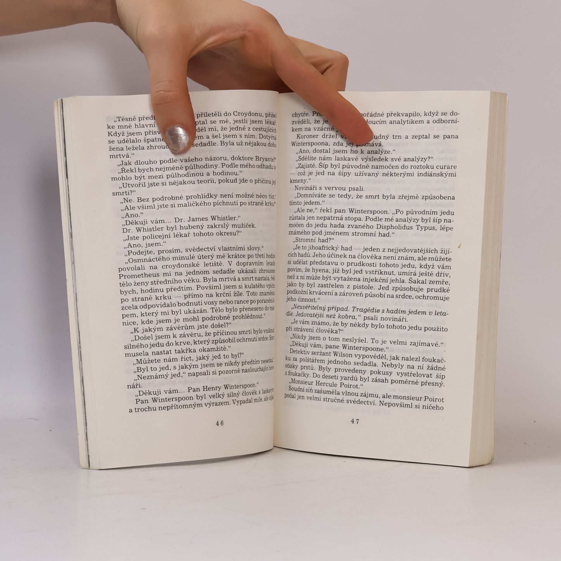Agatha Christie Smrt v oblacích
