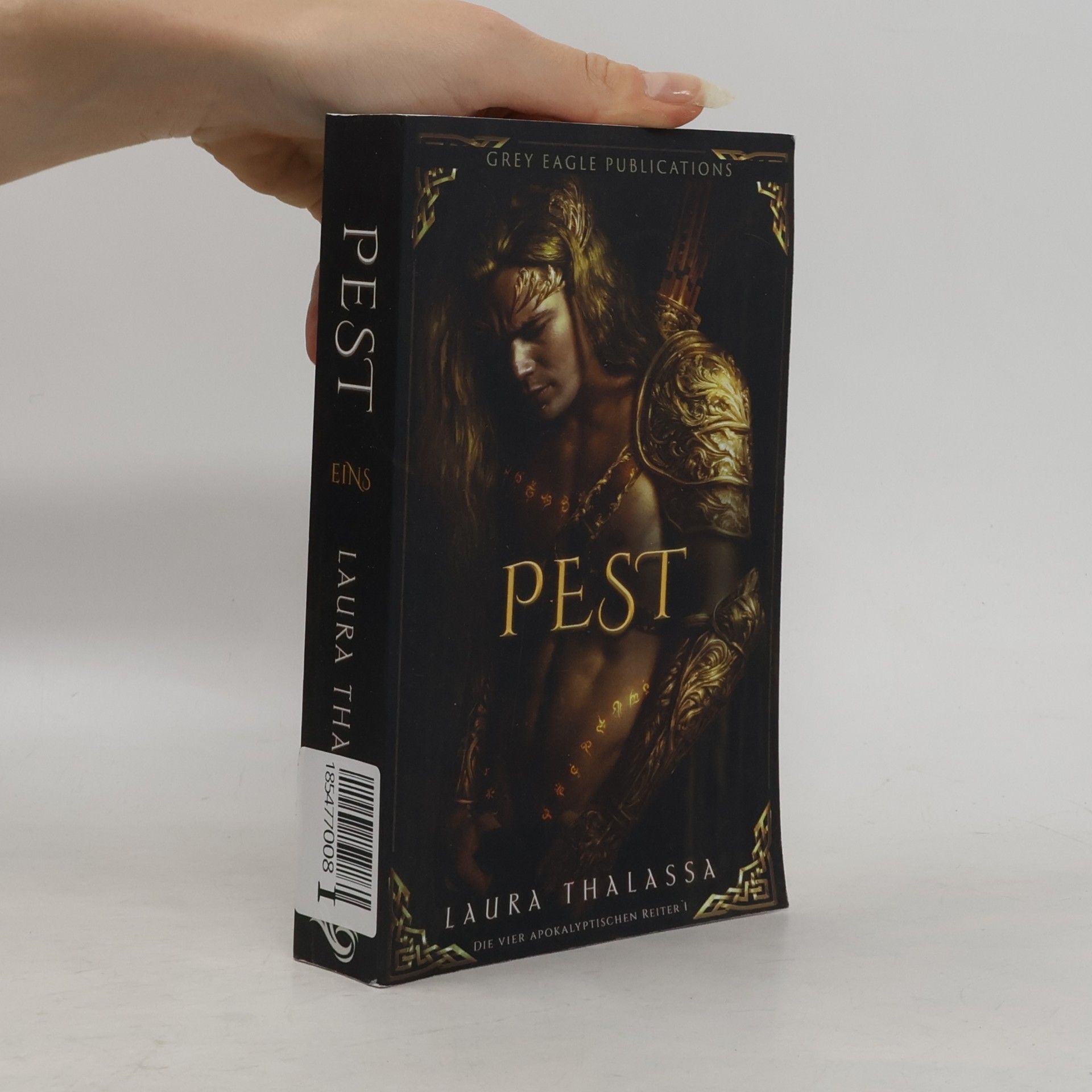 Laura Thalassa Pest