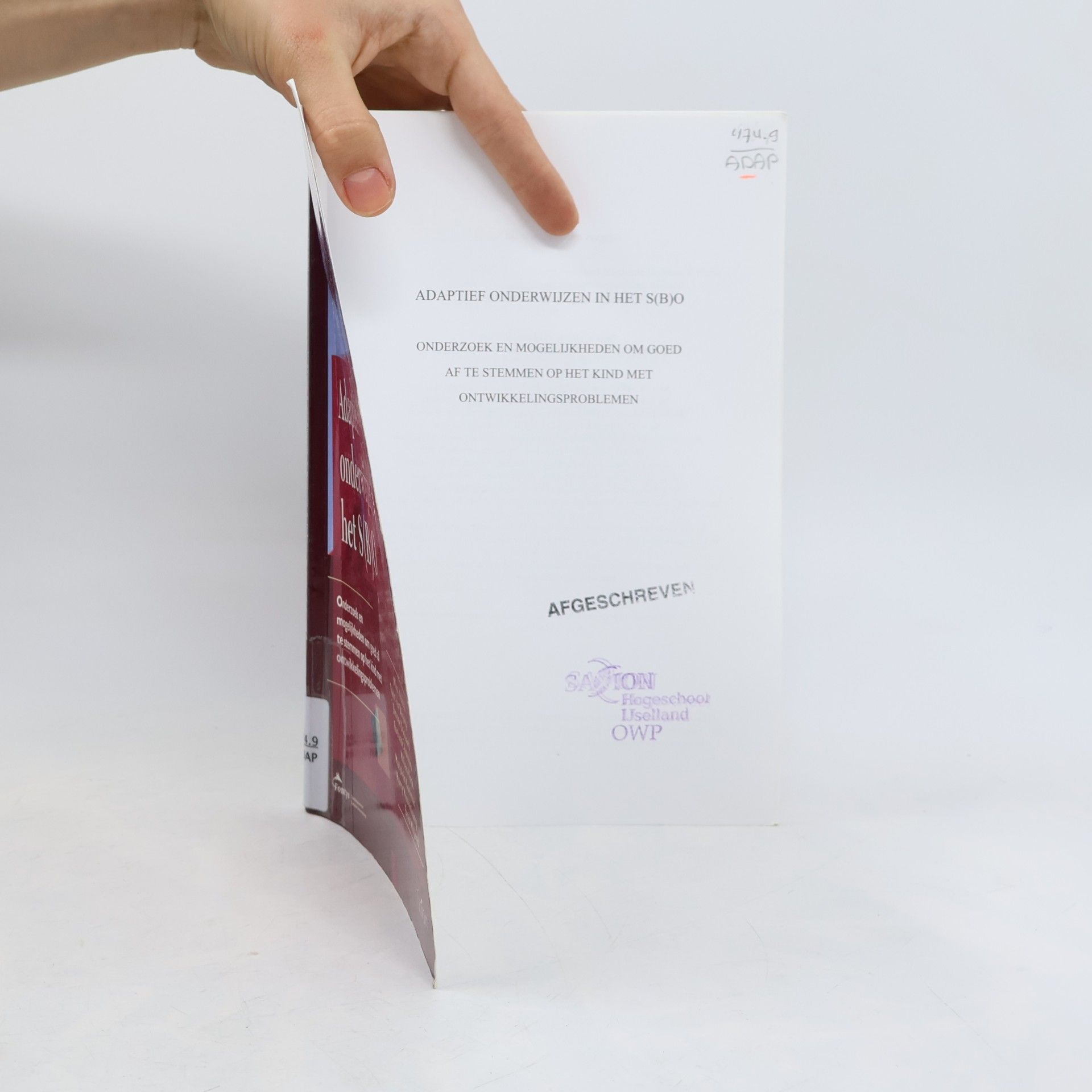 Niko Adema Fontys-OSO-reeks - 15: Adaptief onderwijzen in het S(B)O. Onderzoek en mogelijkheden om goed af te stemmen op het kind met ontwikkelingsproblemen