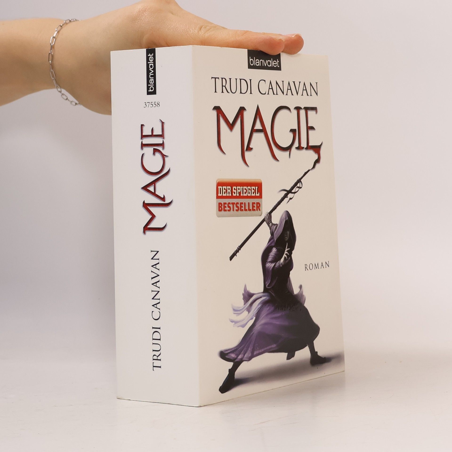 Trudi Canavan Magie