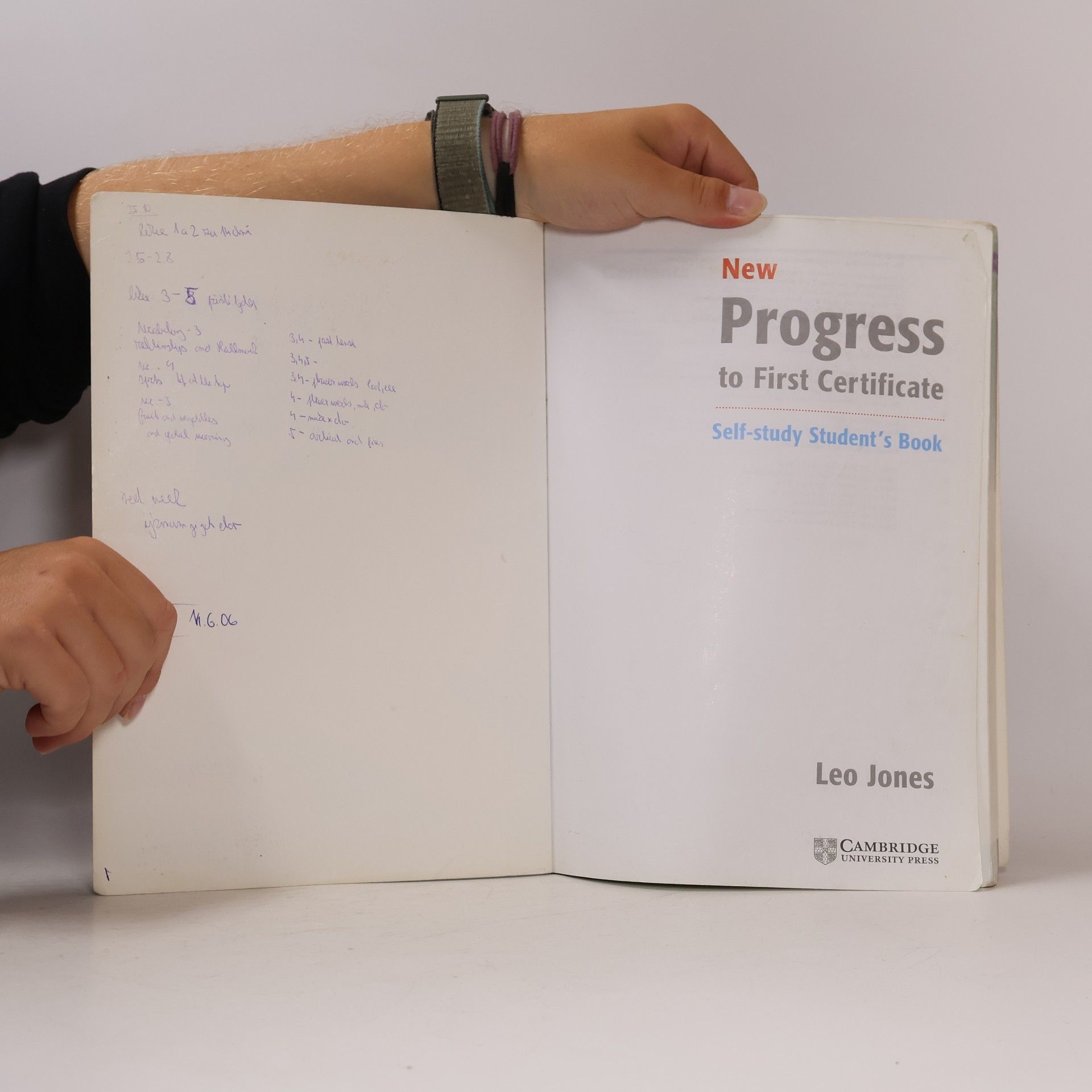 Leo Jones New Progress to First Certificate. Self-Study Student's Book