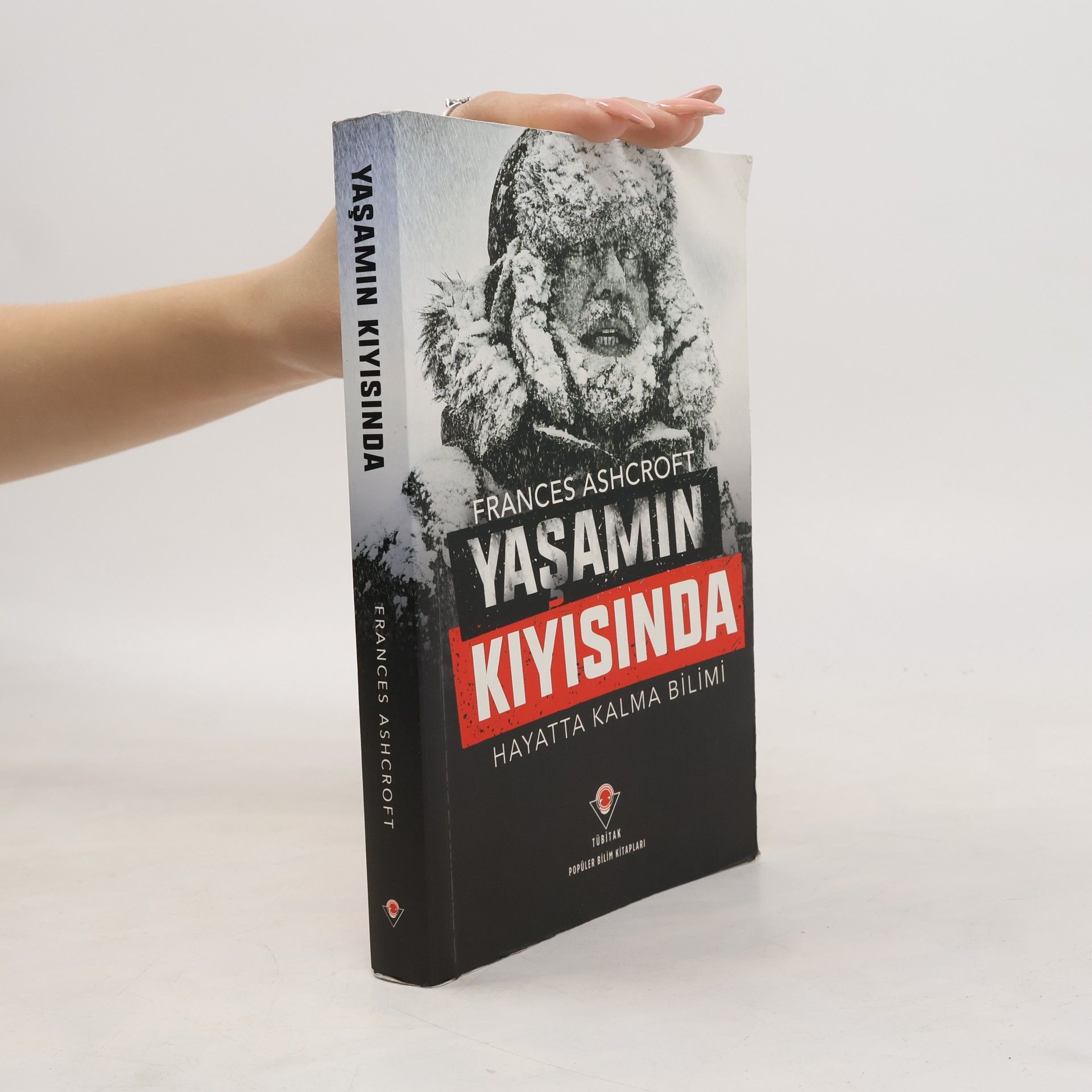 Cahide Ekiz Yaşamın Kıyısında