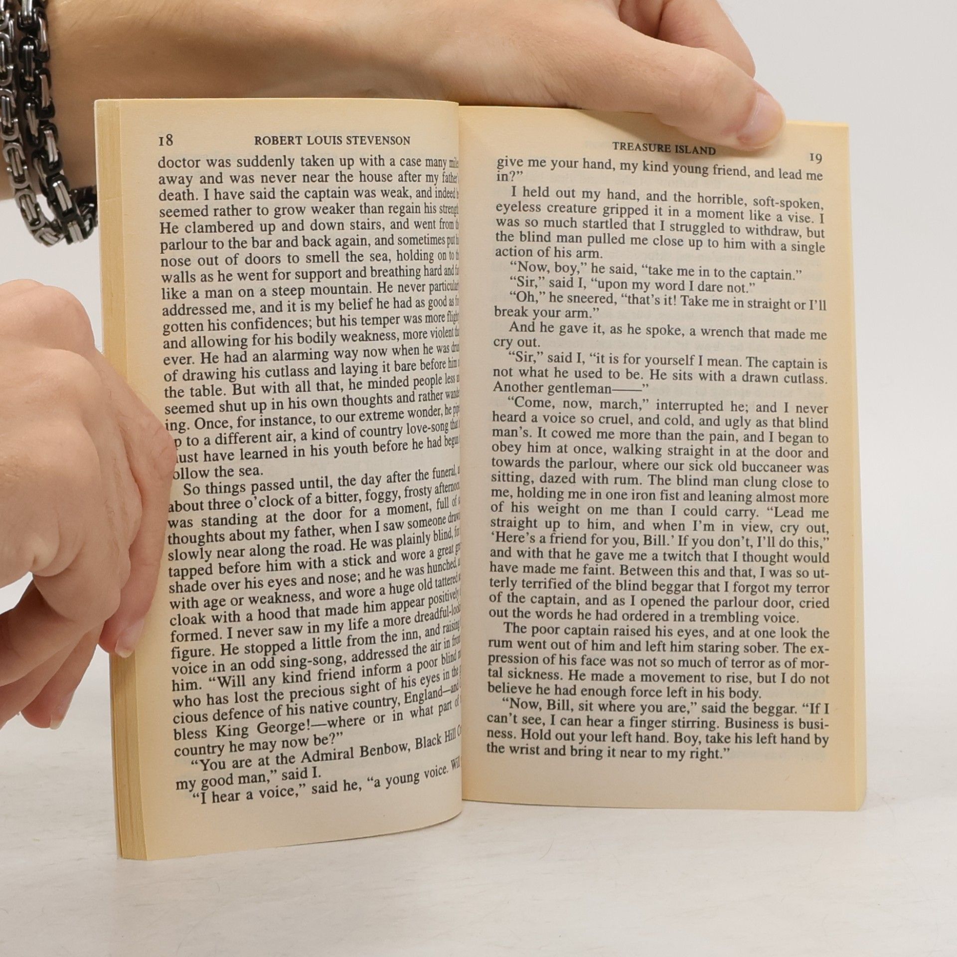 Robert Louis Stevenson Treasure Island