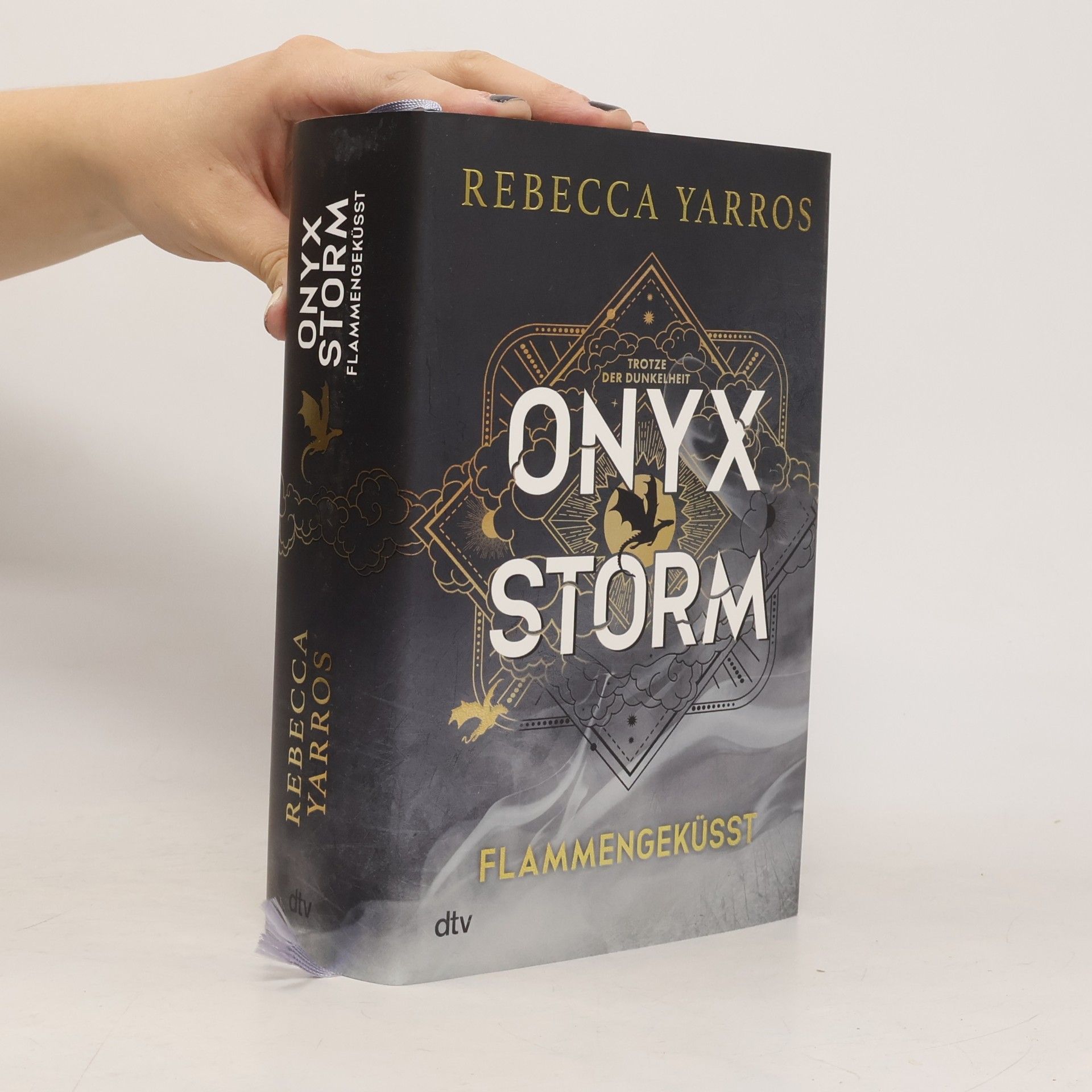 Rebecca Yarros Onyx Storm - Flammengeküsst - Deluxe-Ausgabe mit Farbschnitt