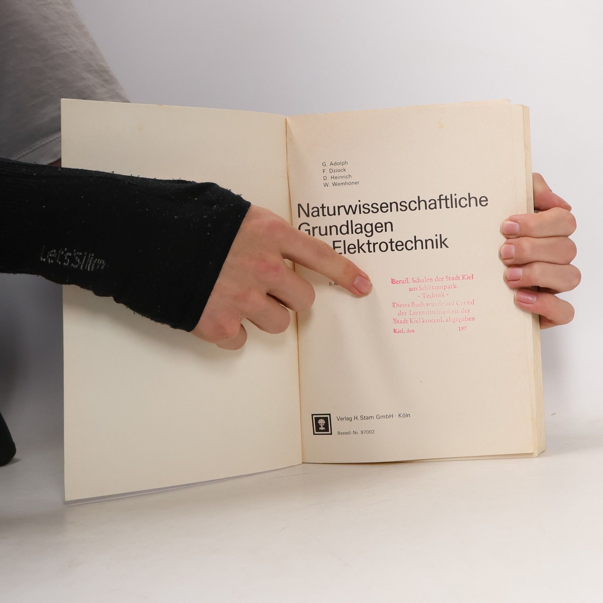 Autorenkollektiv Naturwissenschaftliche Grundlagen der Elektrotechnik