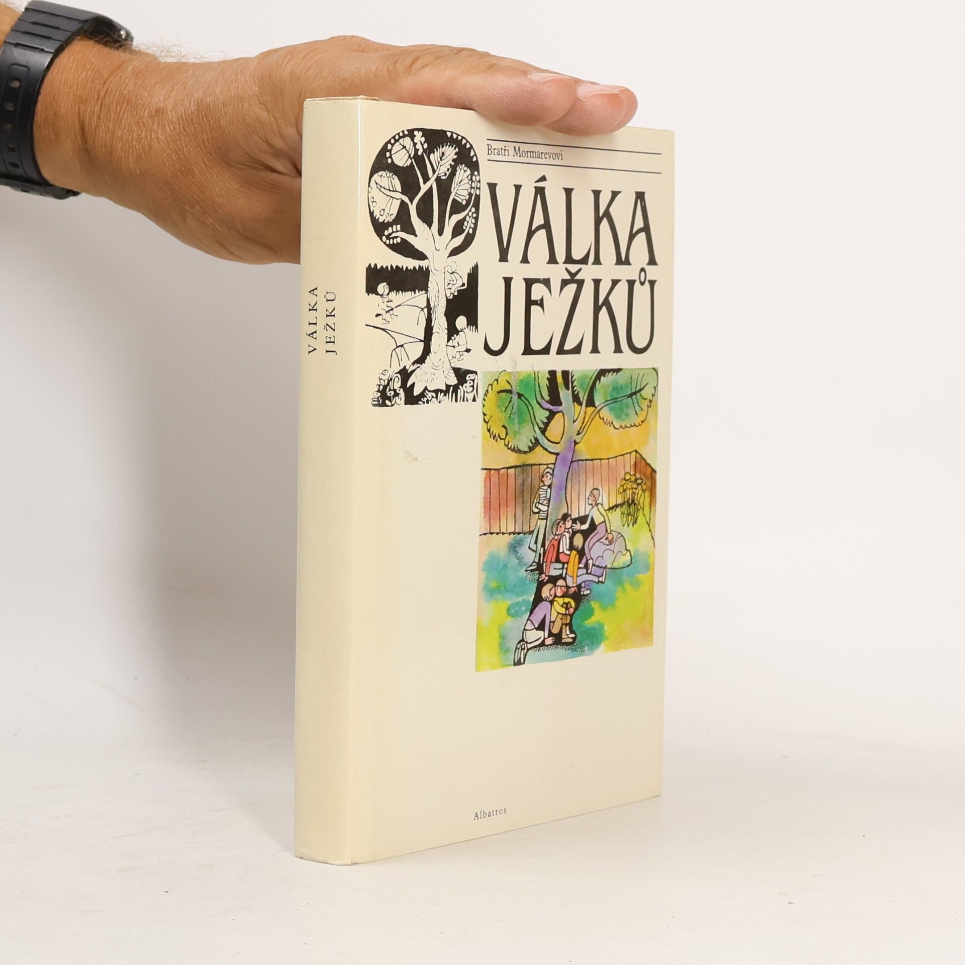 Bratři Mormarevovi Válka ježků