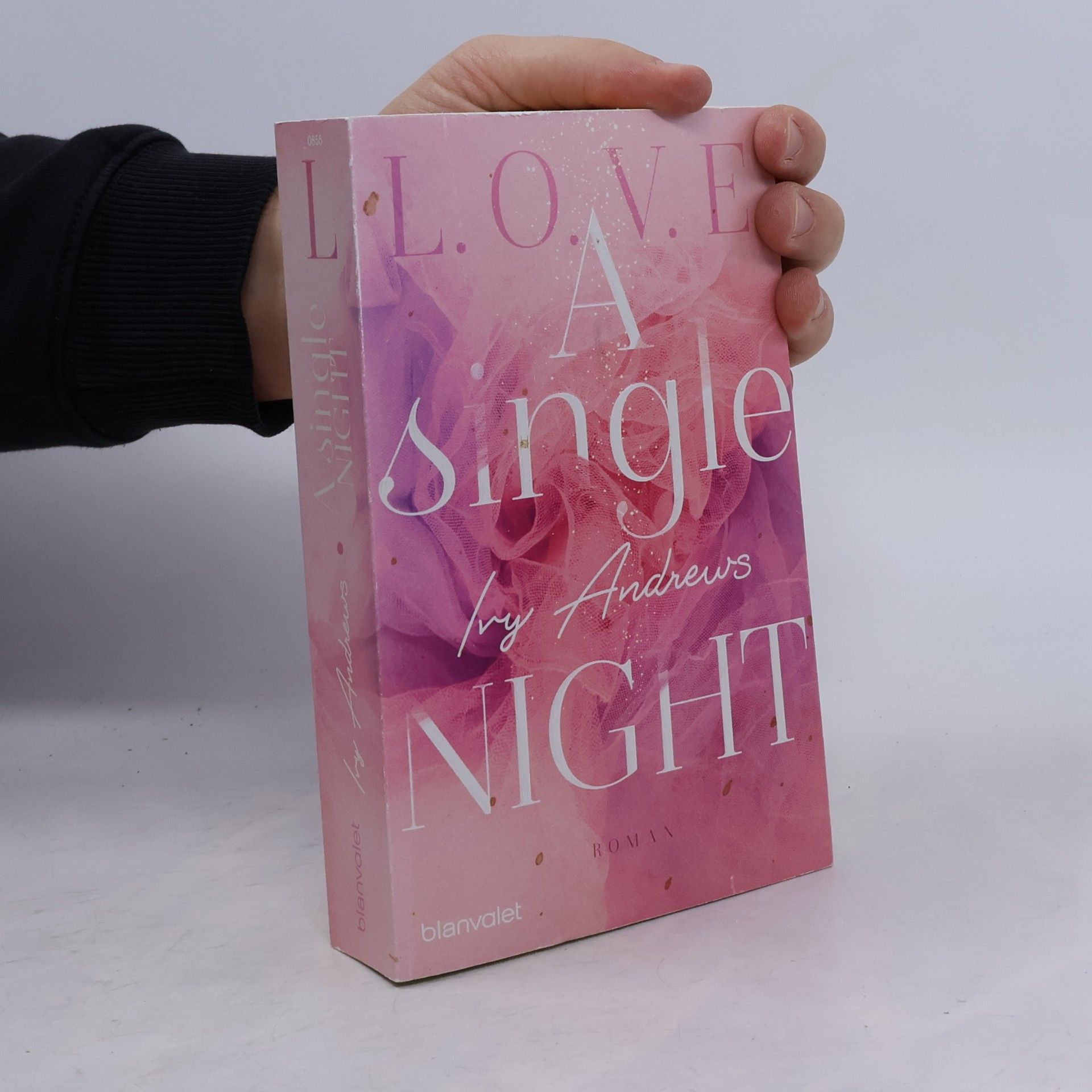 Ivy Andrews L.O.V.E. 1:A single night