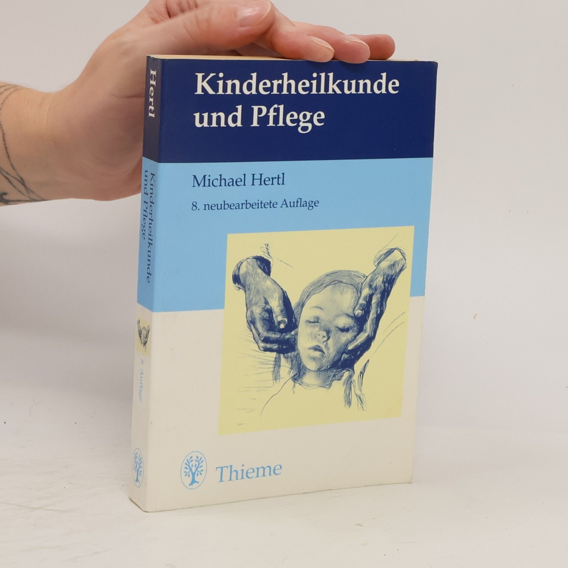 Kinderheilkunde und Pflege