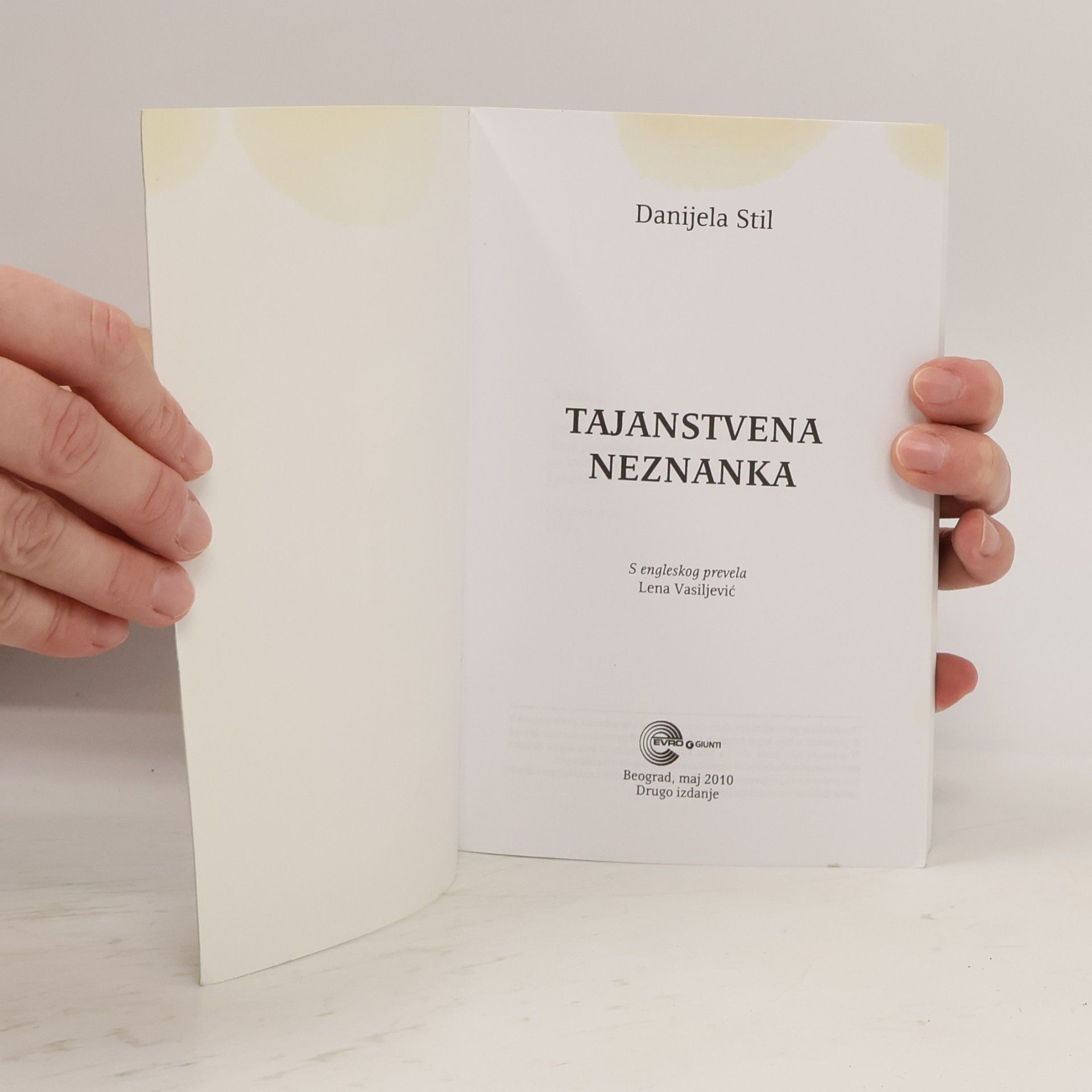 Danijela Stil Tajanstvena neznanka