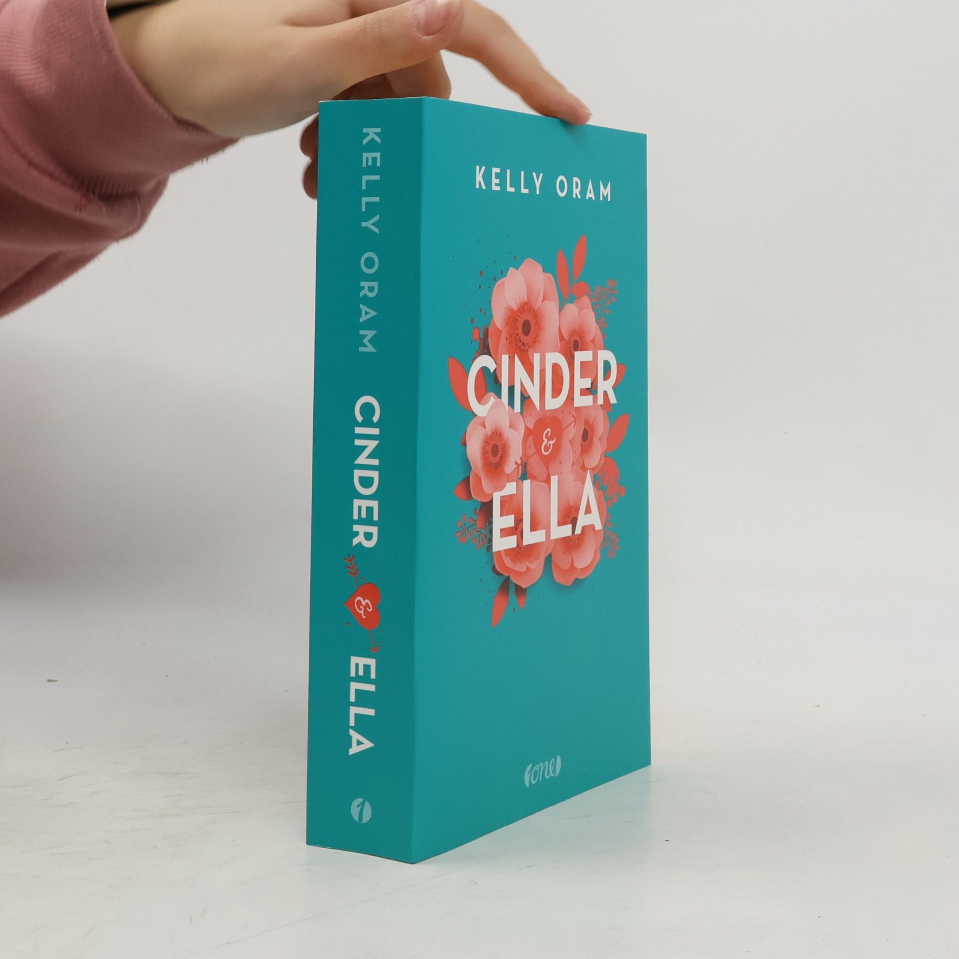 Cinder & Ella 1