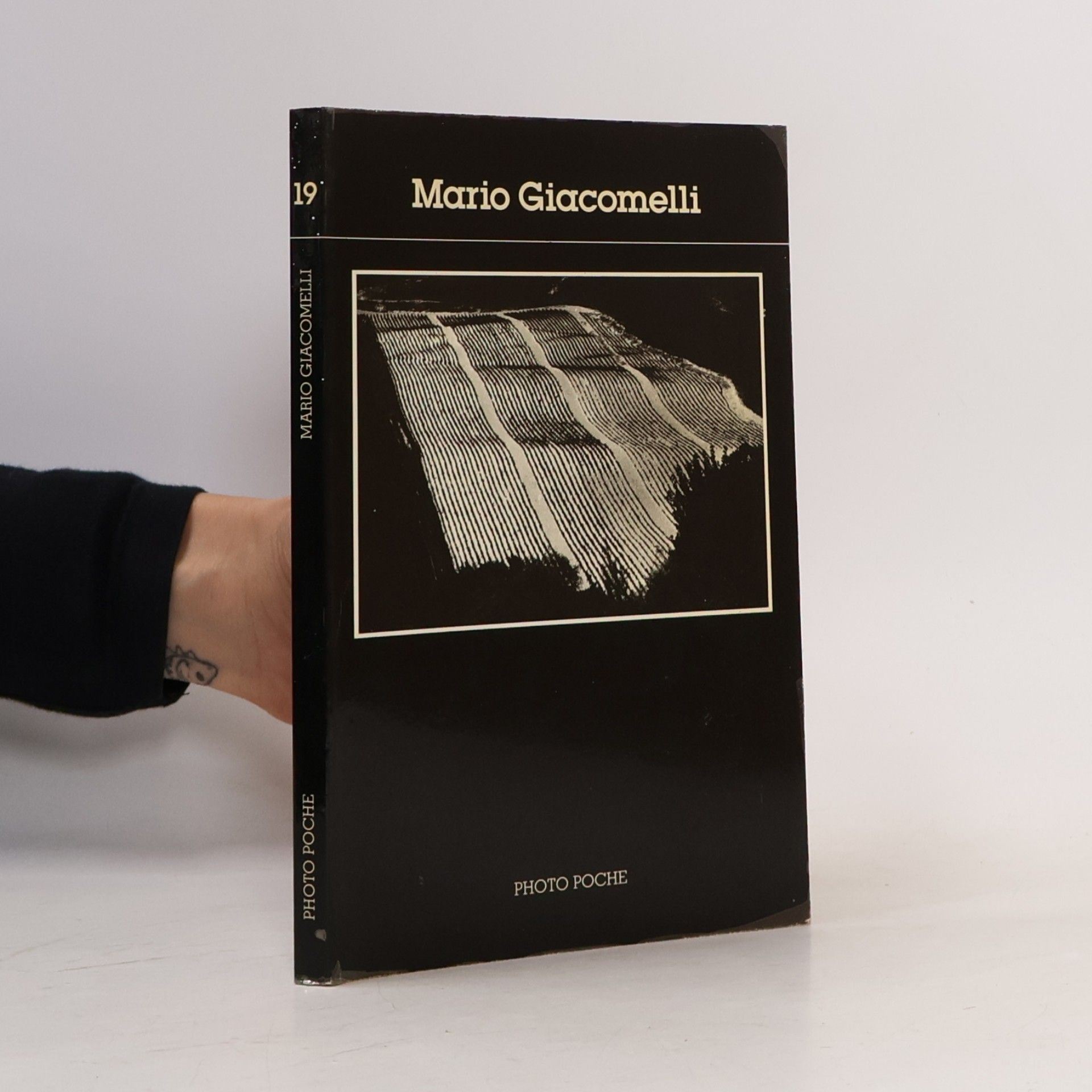 Mario Giacomelli Photo Poche - 19: Mario Giacomelli