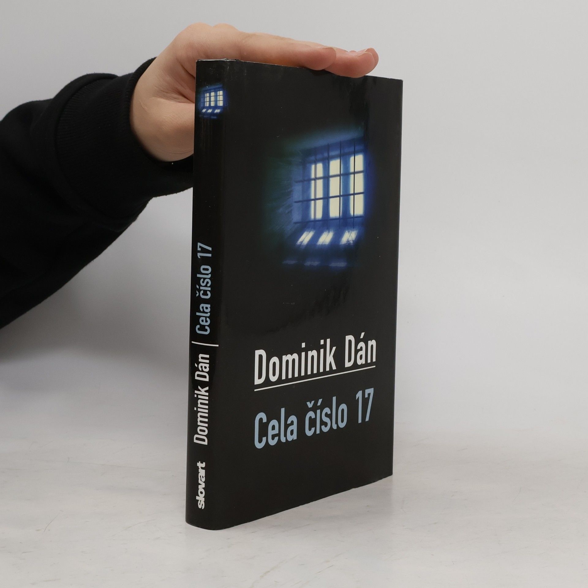 Dominik Dán Cela číslo 17