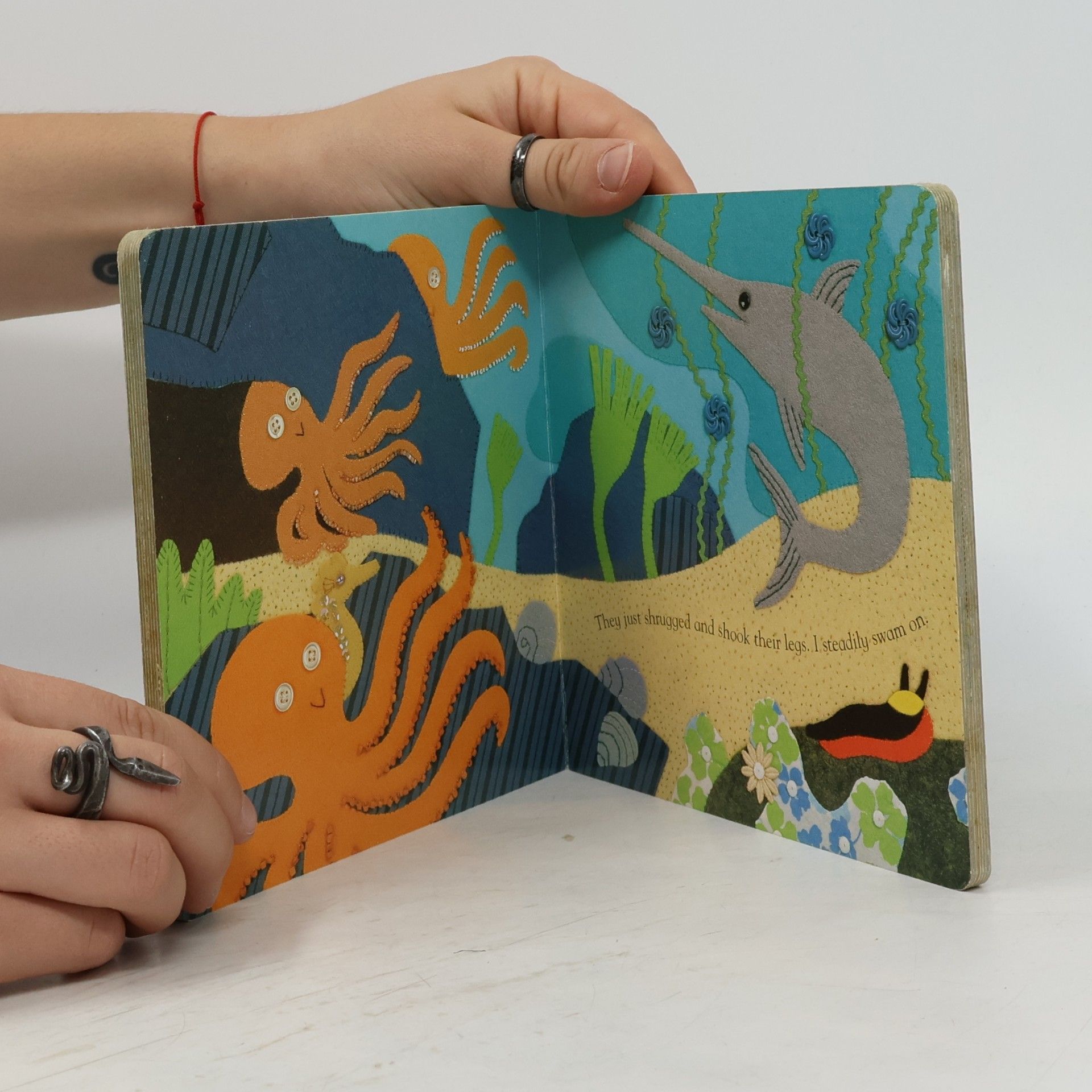 Stella Blackstone Barefoot Board Book: Secret Seahorse