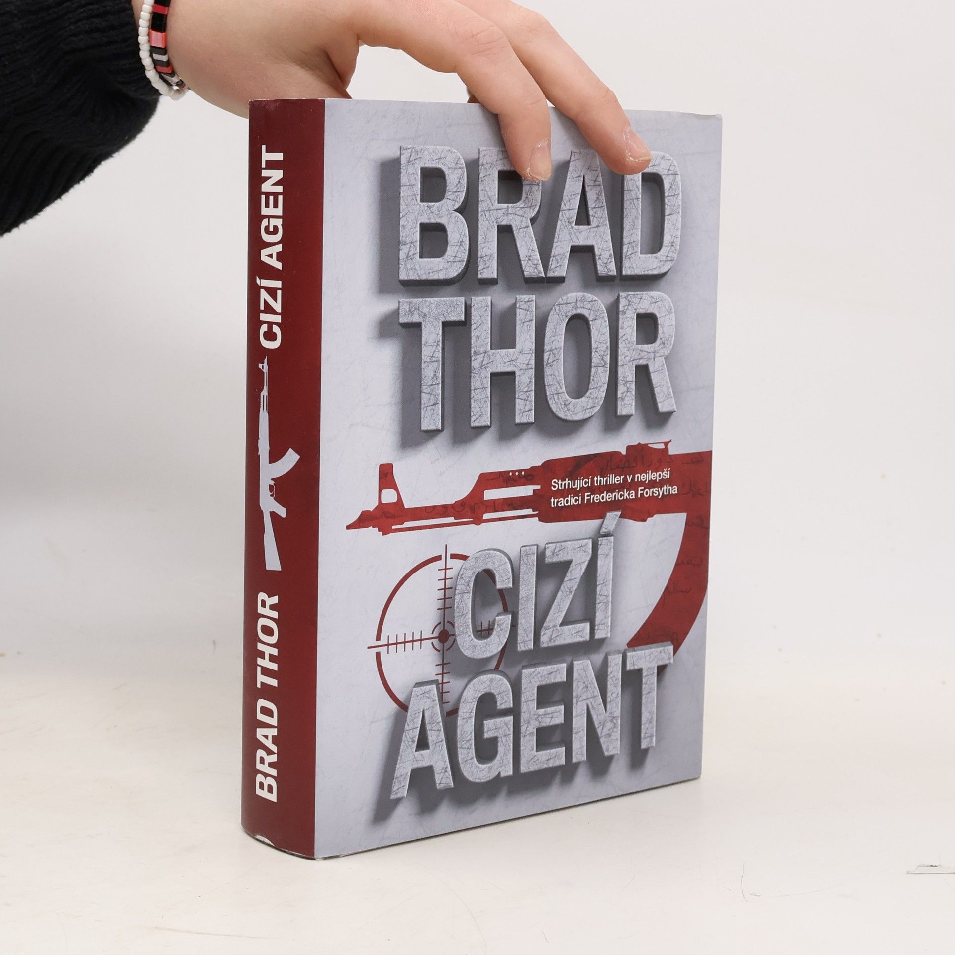 Brad Thor Cizí agent