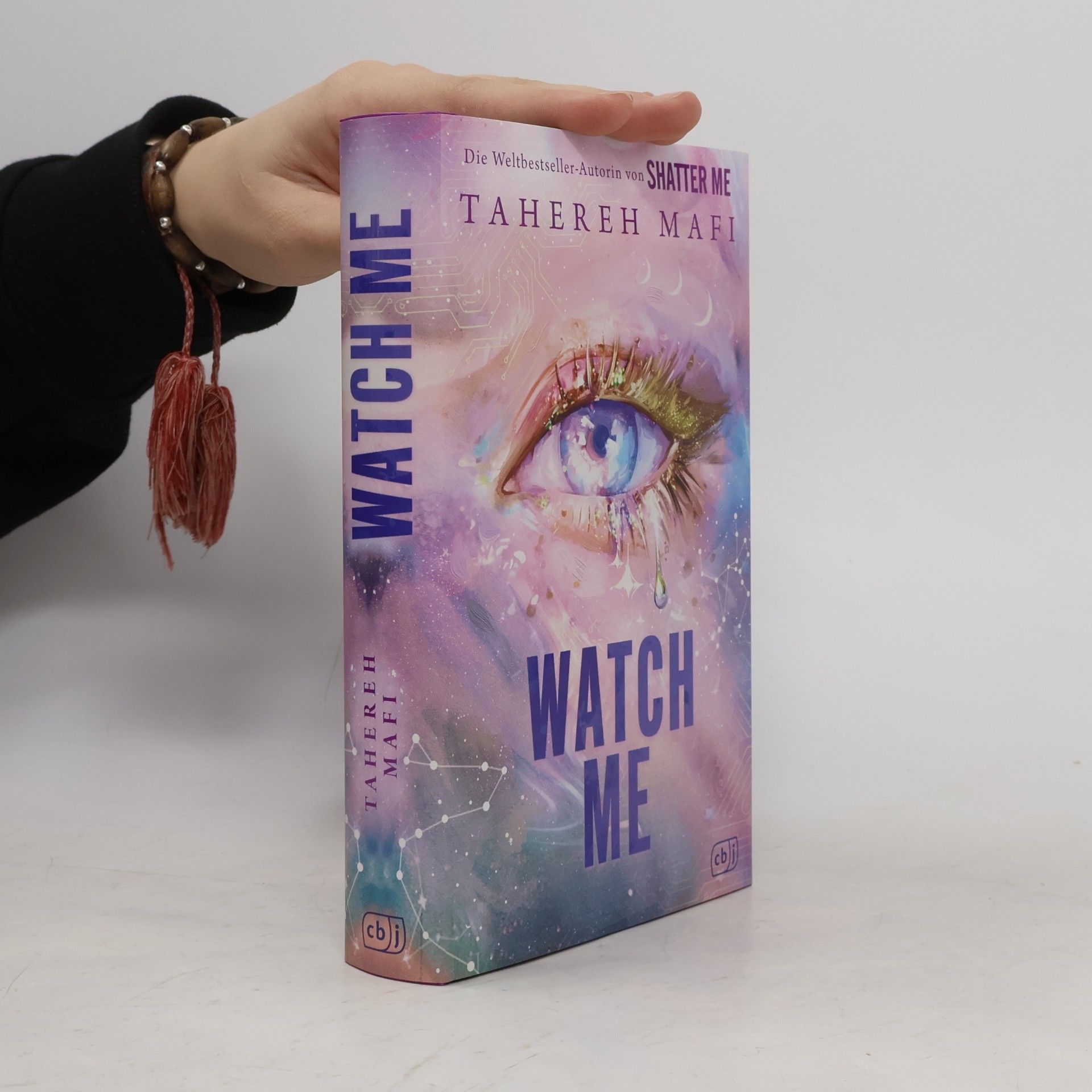 Tahereh Mafi Watch Me