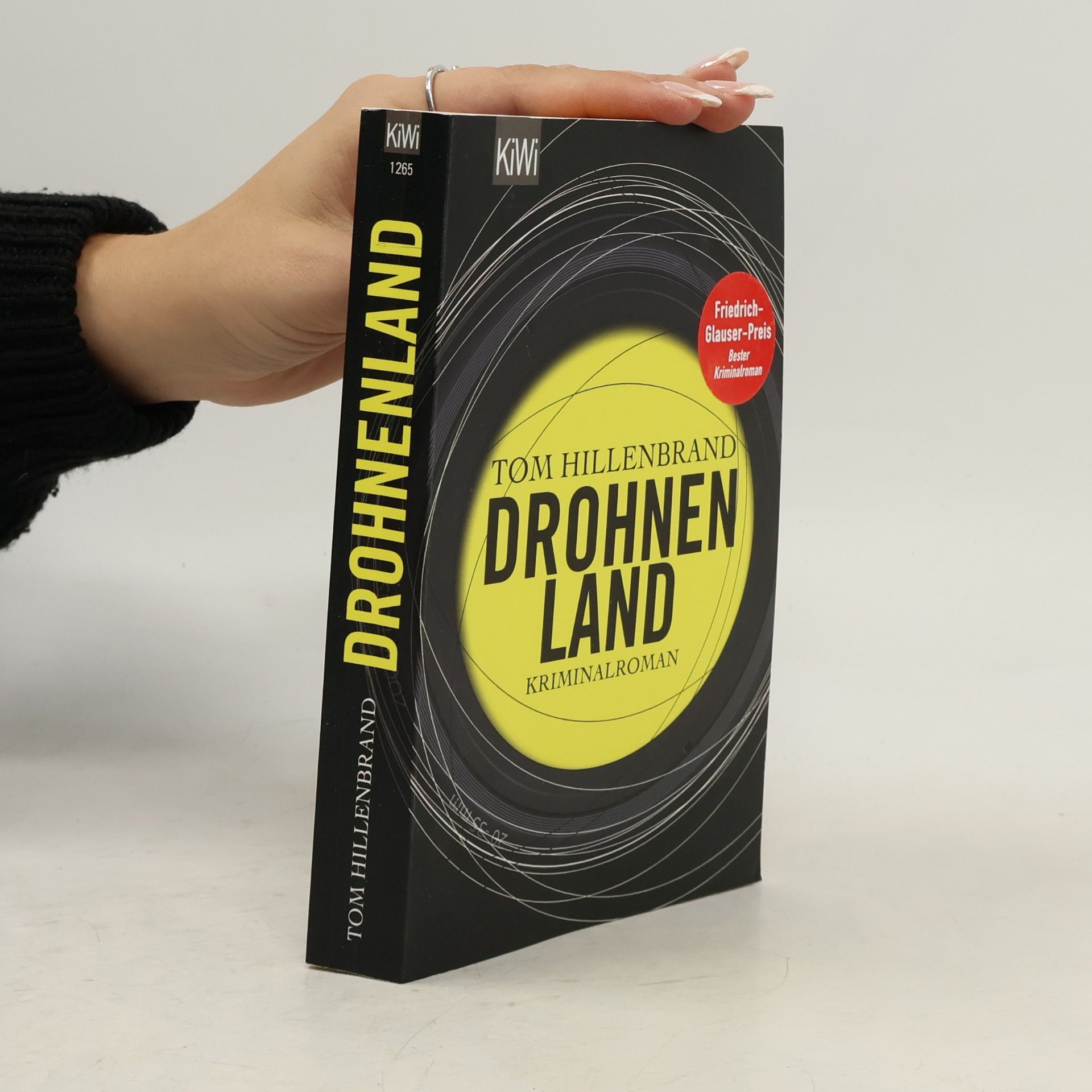 Tom Hillenbrand Drohnenland