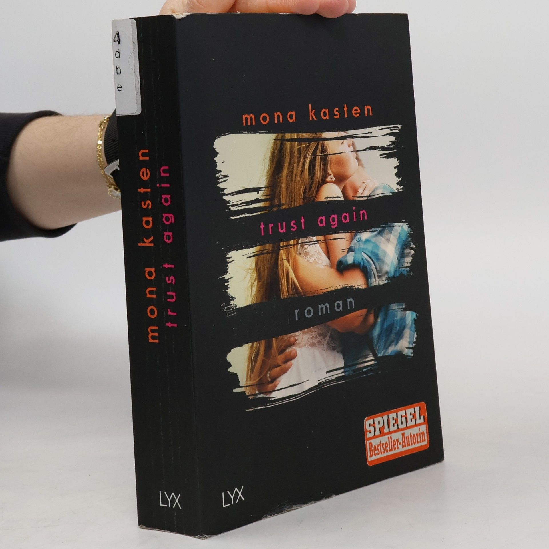Mona Kasten Trust again