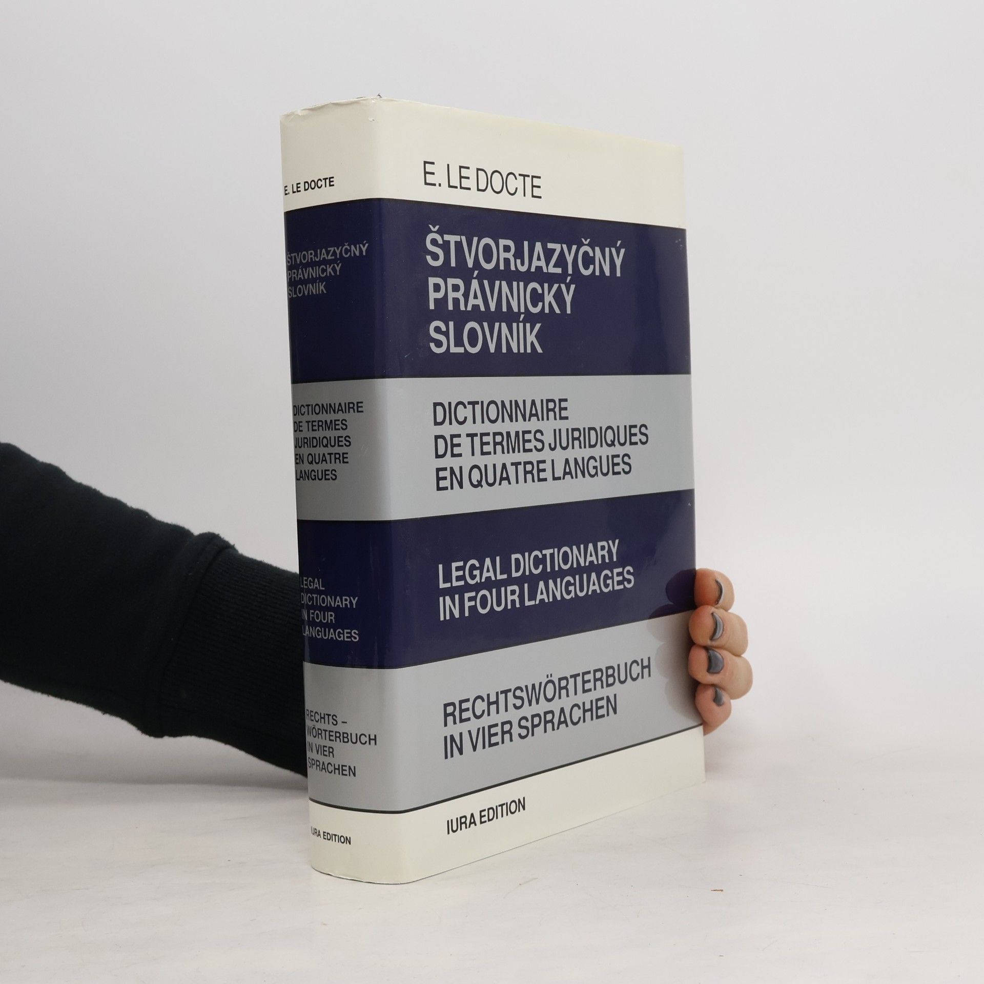Edgard Le Docte Štvorjazyčný právnický slovník
