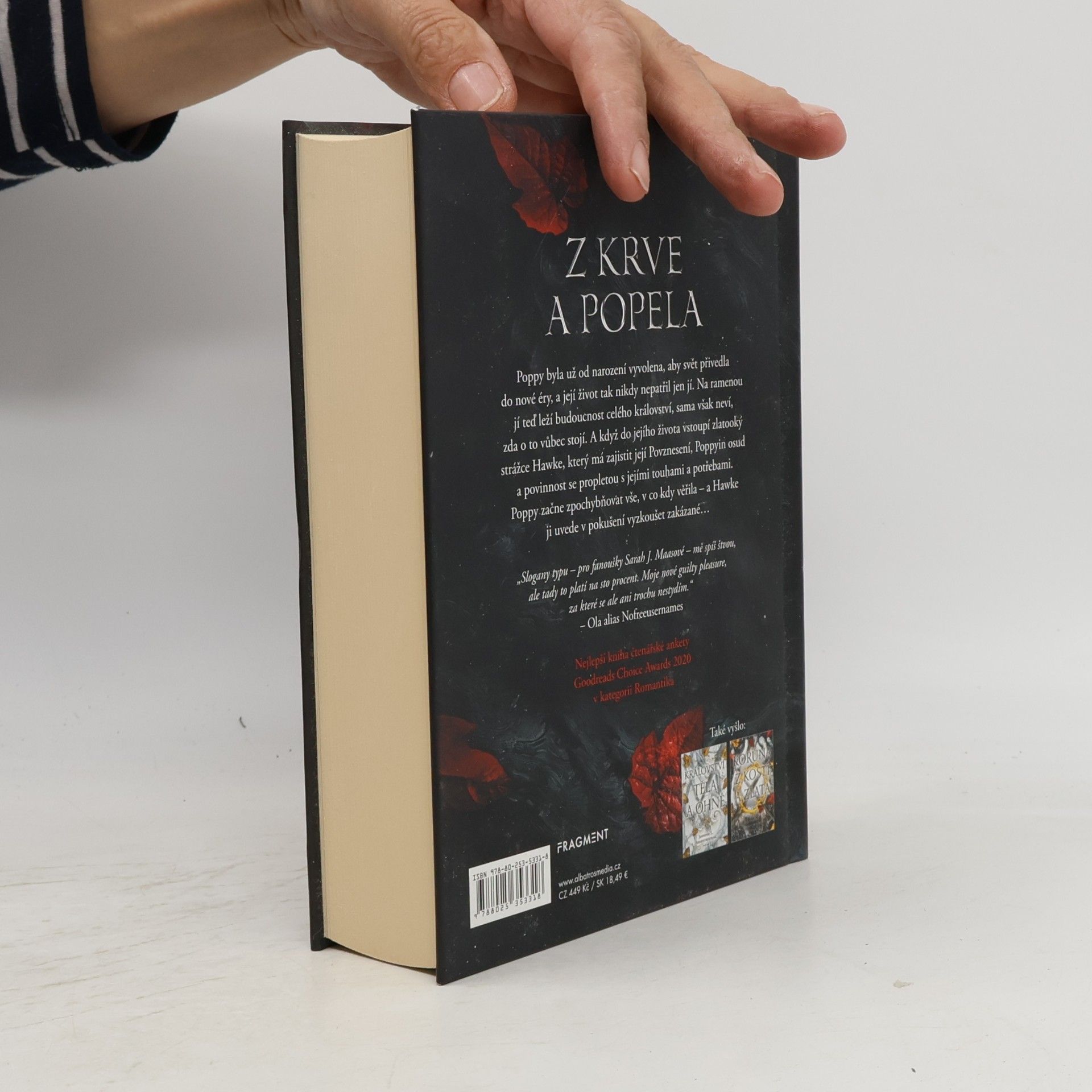 Jennifer Armentrout Z krve a popela