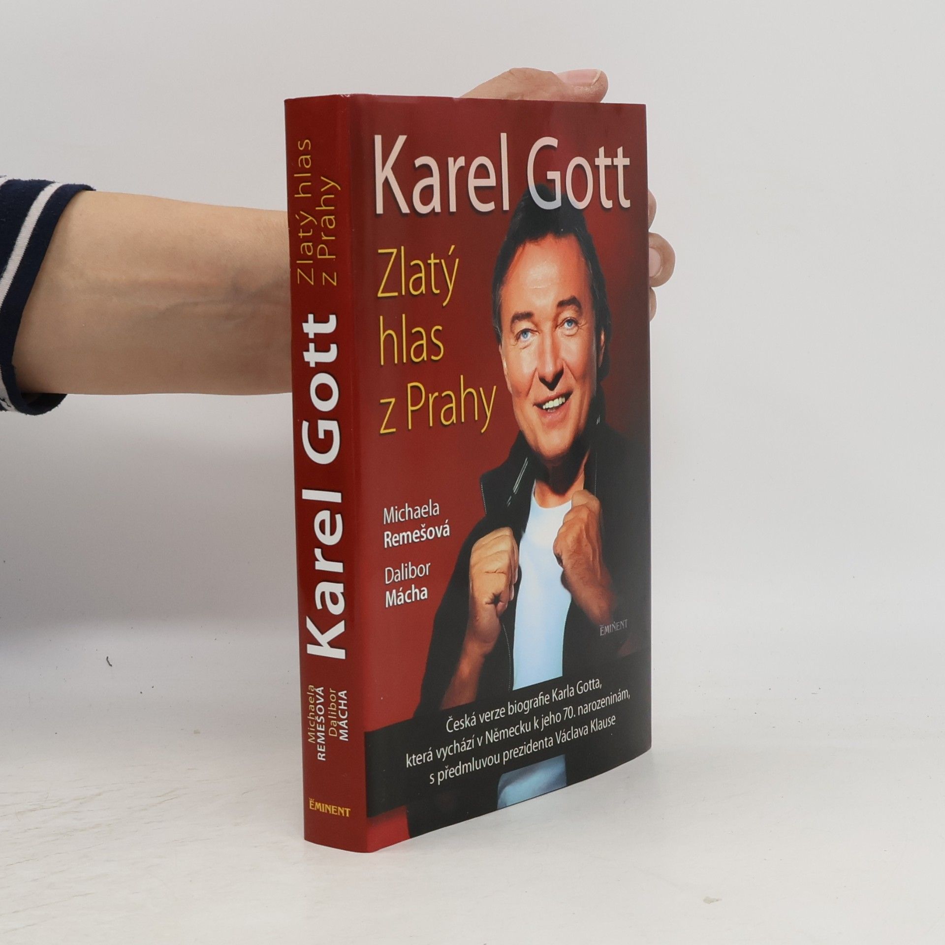 Karel Gott: Zlatý hlas z Prahy
