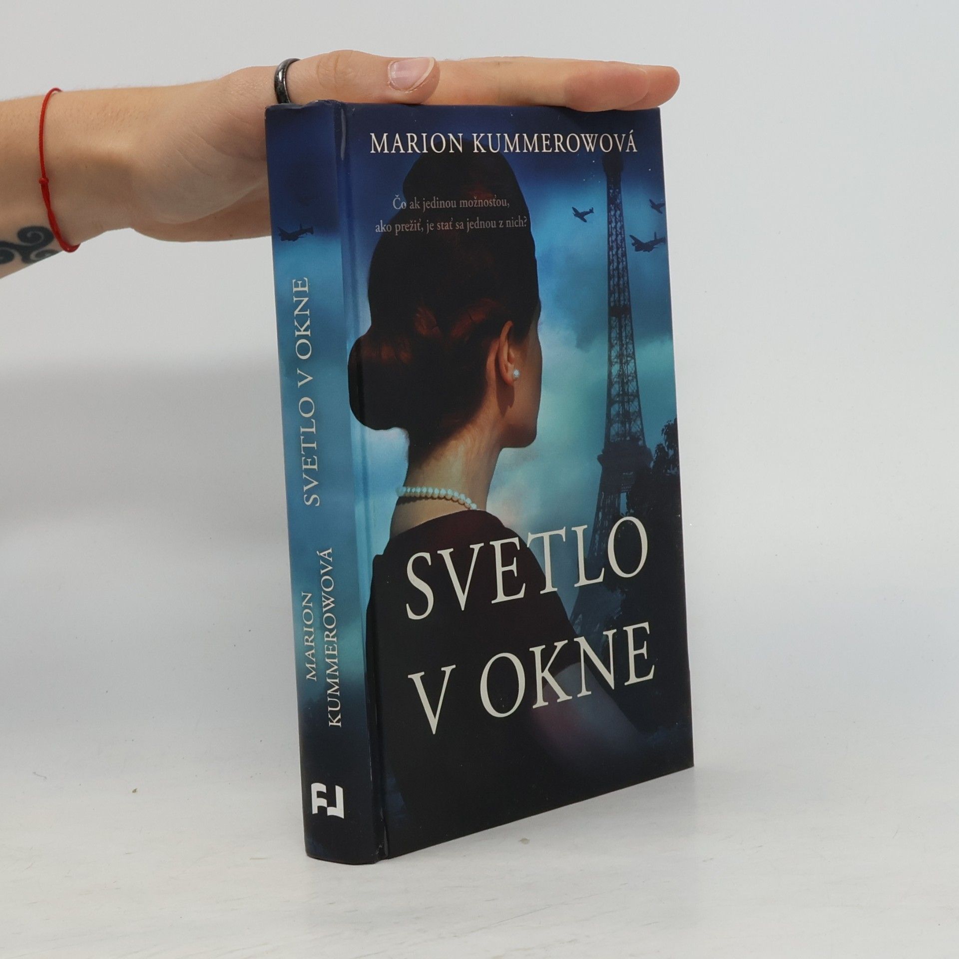 Marion Kummerow Svetlo v okne