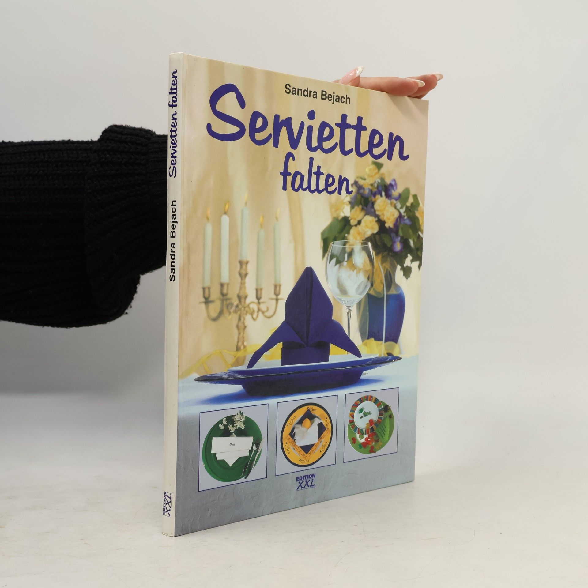 Sandra Bejach Servietten falten