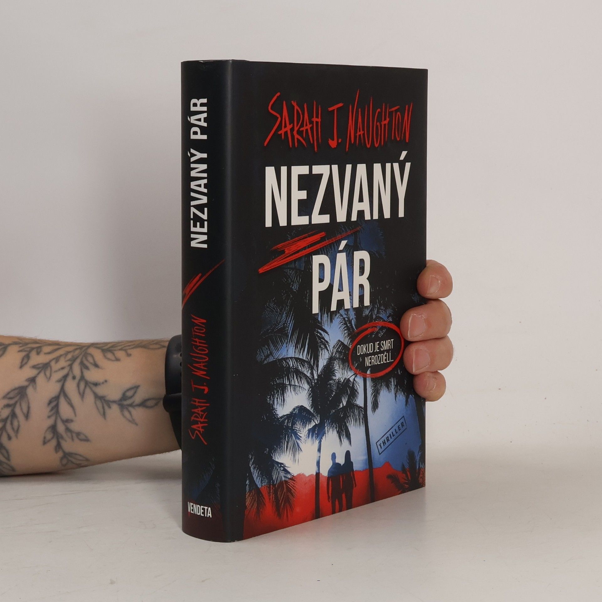 Sarah J. Naughton Nezvaný pár