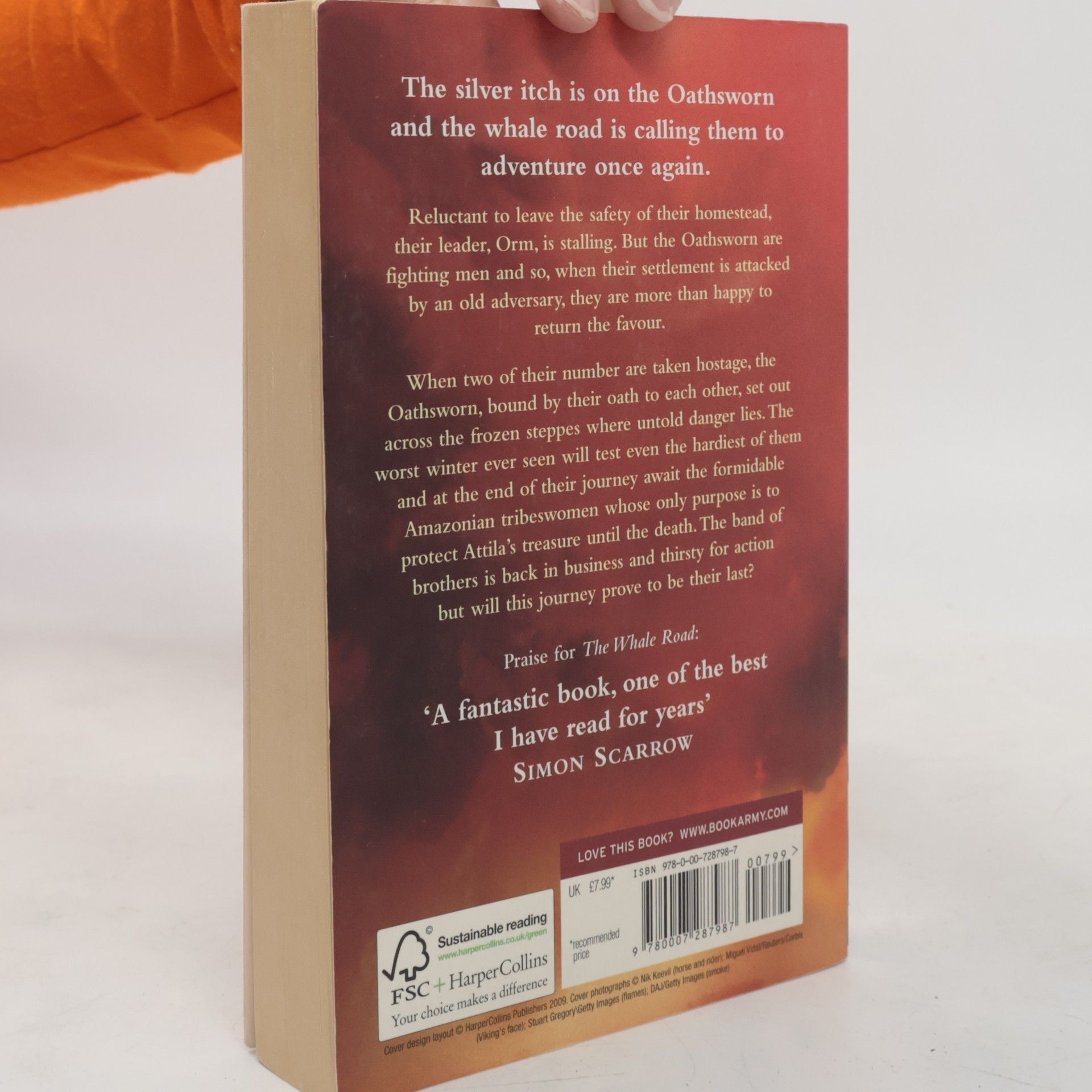 Robert Low The White Raven. Die Eingeschworenen - Drachenboot, englische Ausgabe
