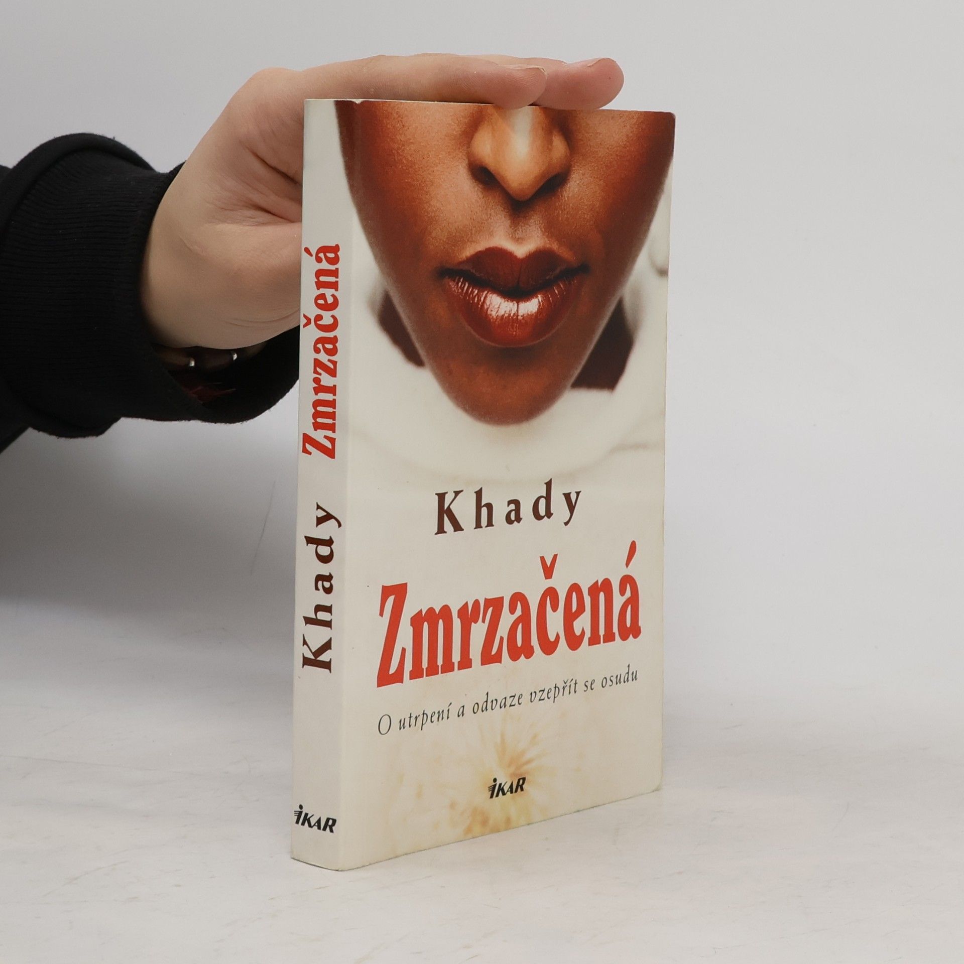 Khady Khady Zmrzačená