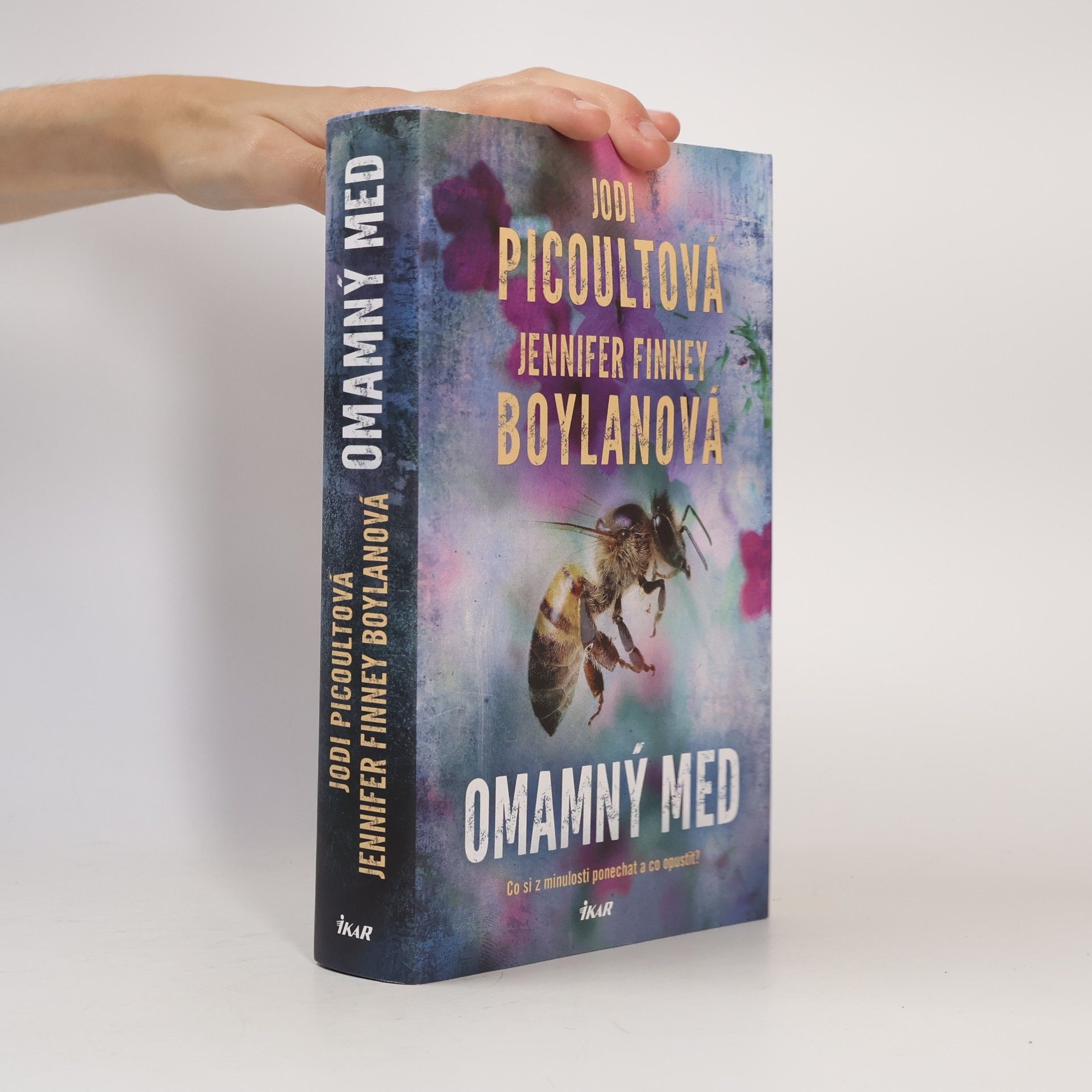 Jodi Picoult Omamný med