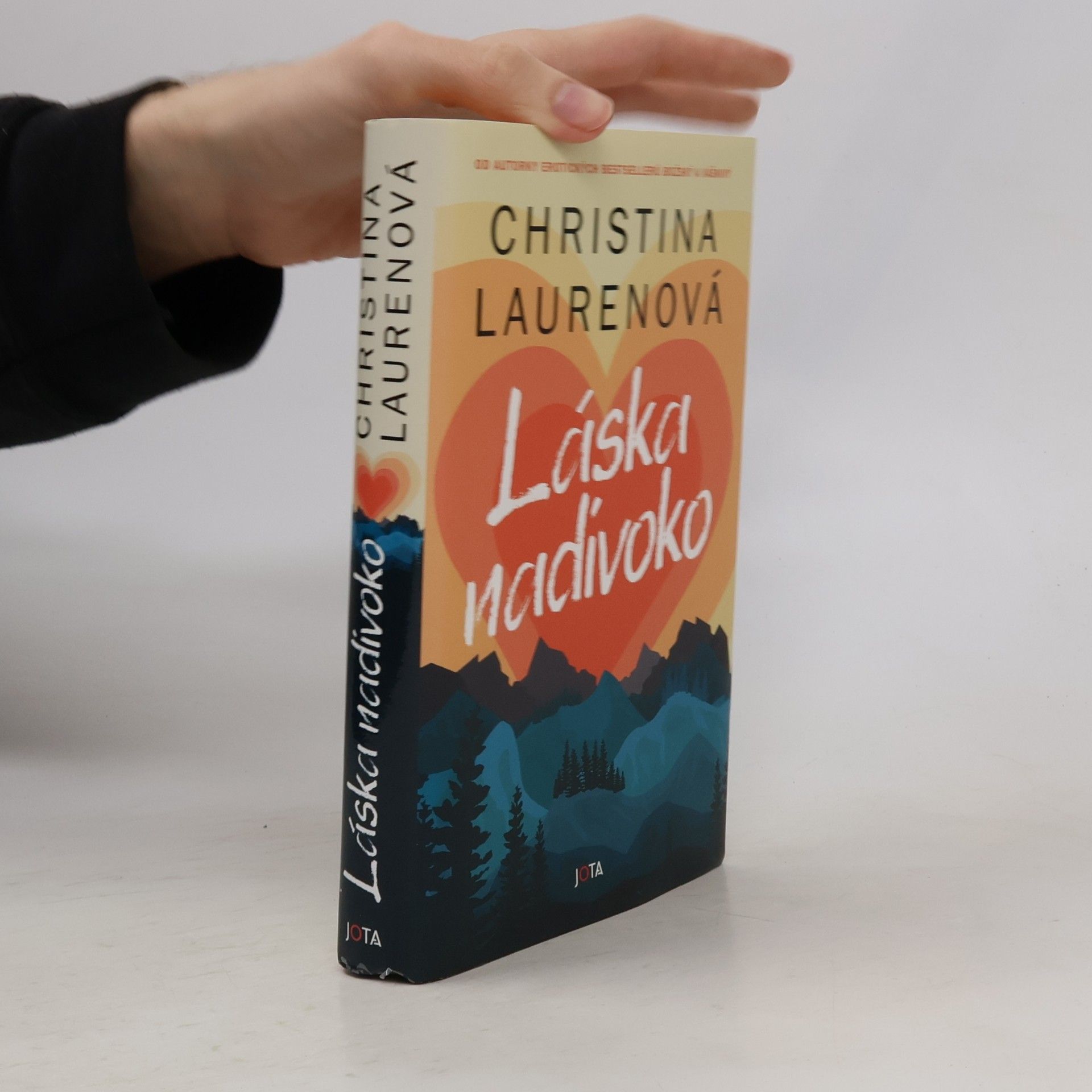 Christina Lauren Láska nadivoko