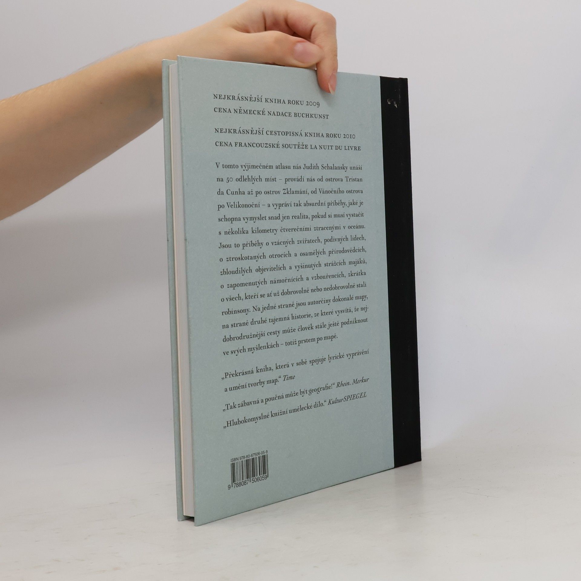 Judith Schalansky Atlas odlehlých ostrovů. Padesát ostrovů, které jsem nikdy nenavštívila a nikdy nenavštívím