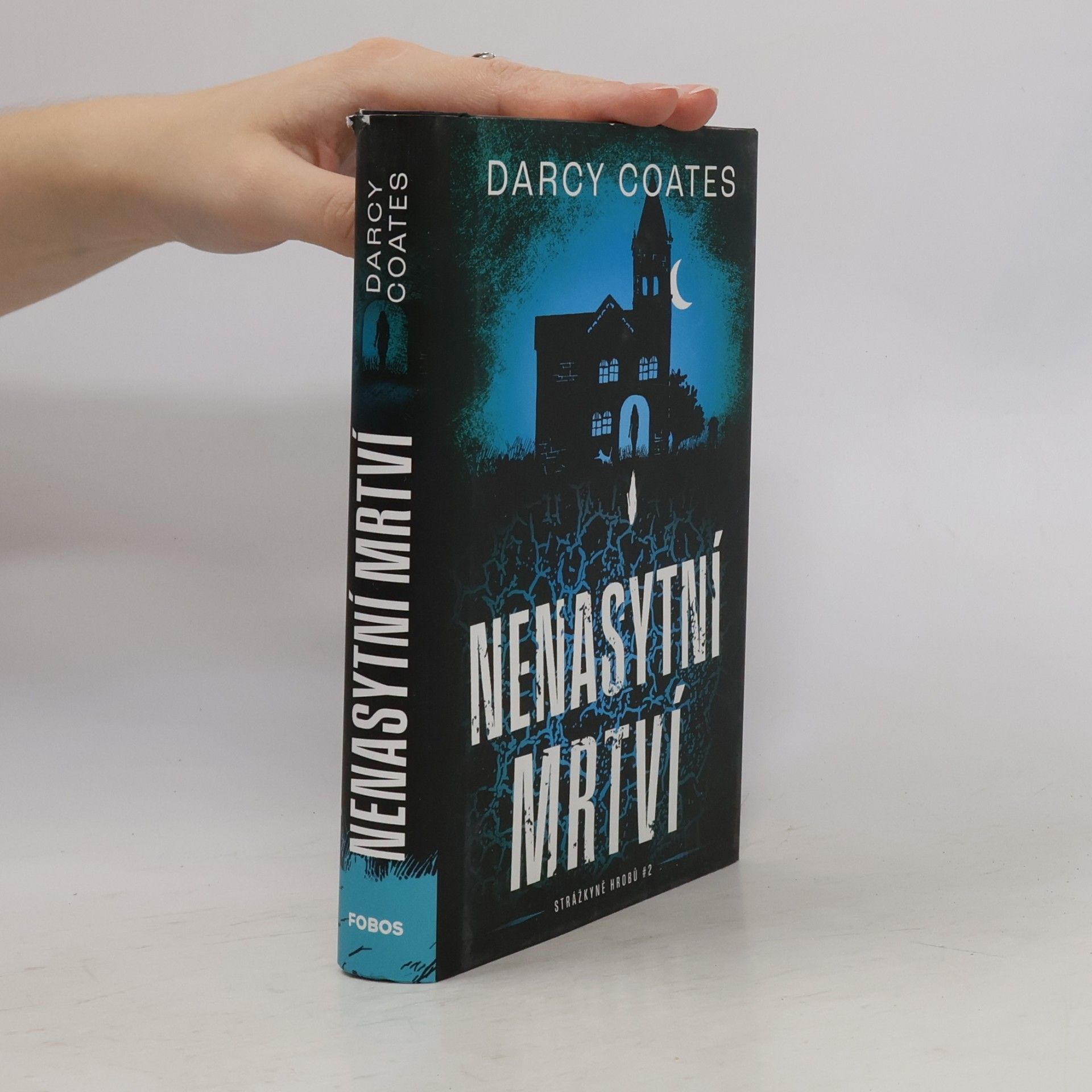 Darcy Coates Nenasytní mrtví