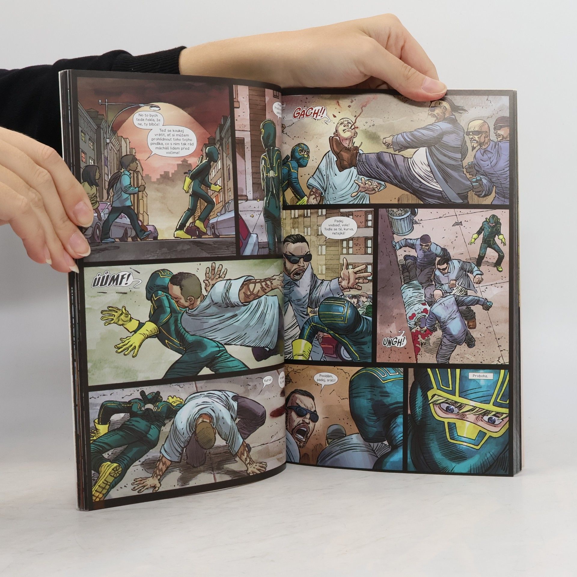 Mark Millar Kick-Ass. Nářez