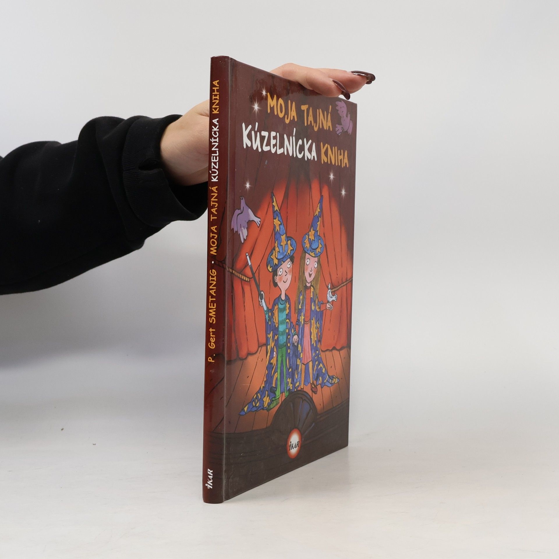 P. Gert Smetanig Moja tajná kúzelnícka kniha