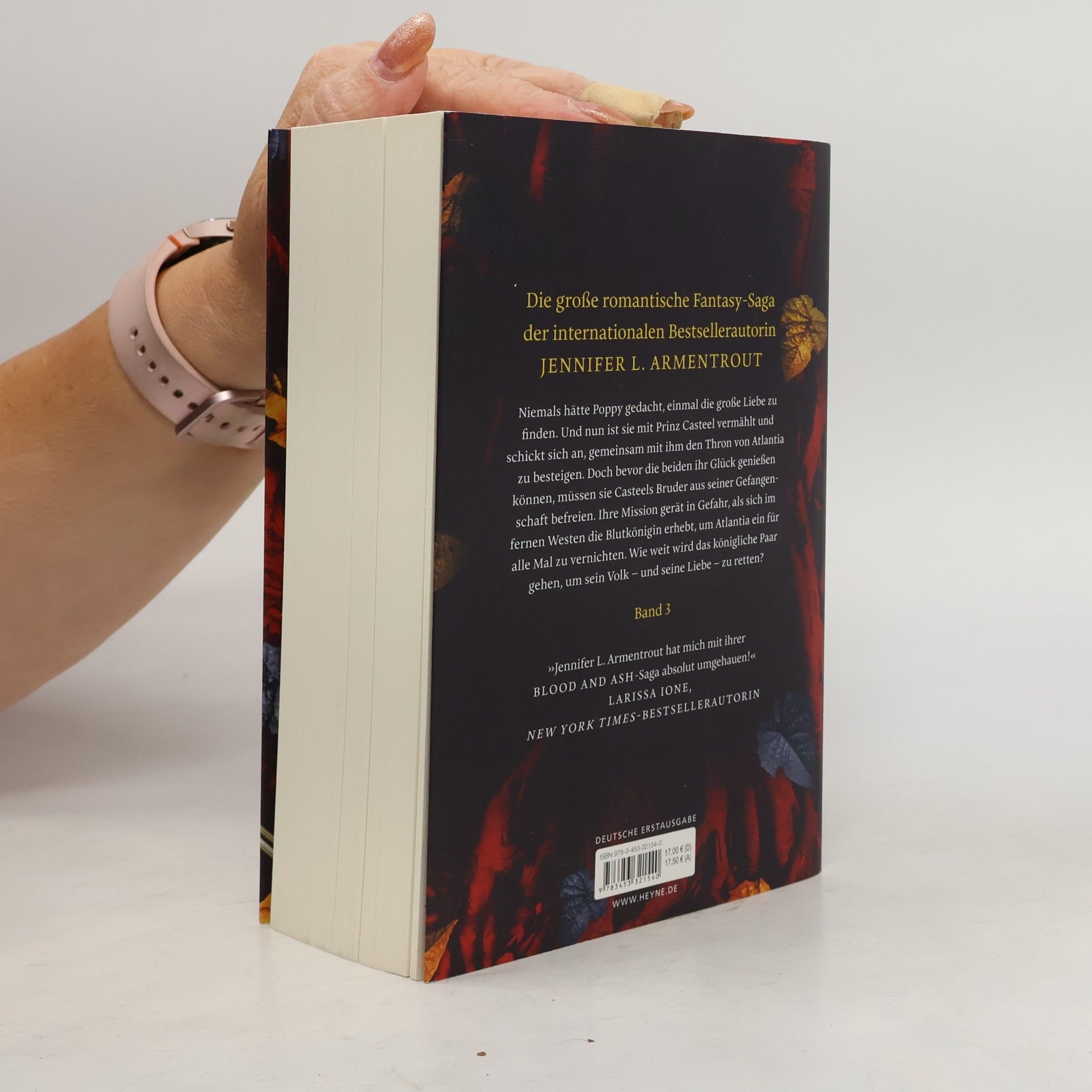 Jennifer L. Armentrout Crown and Bones