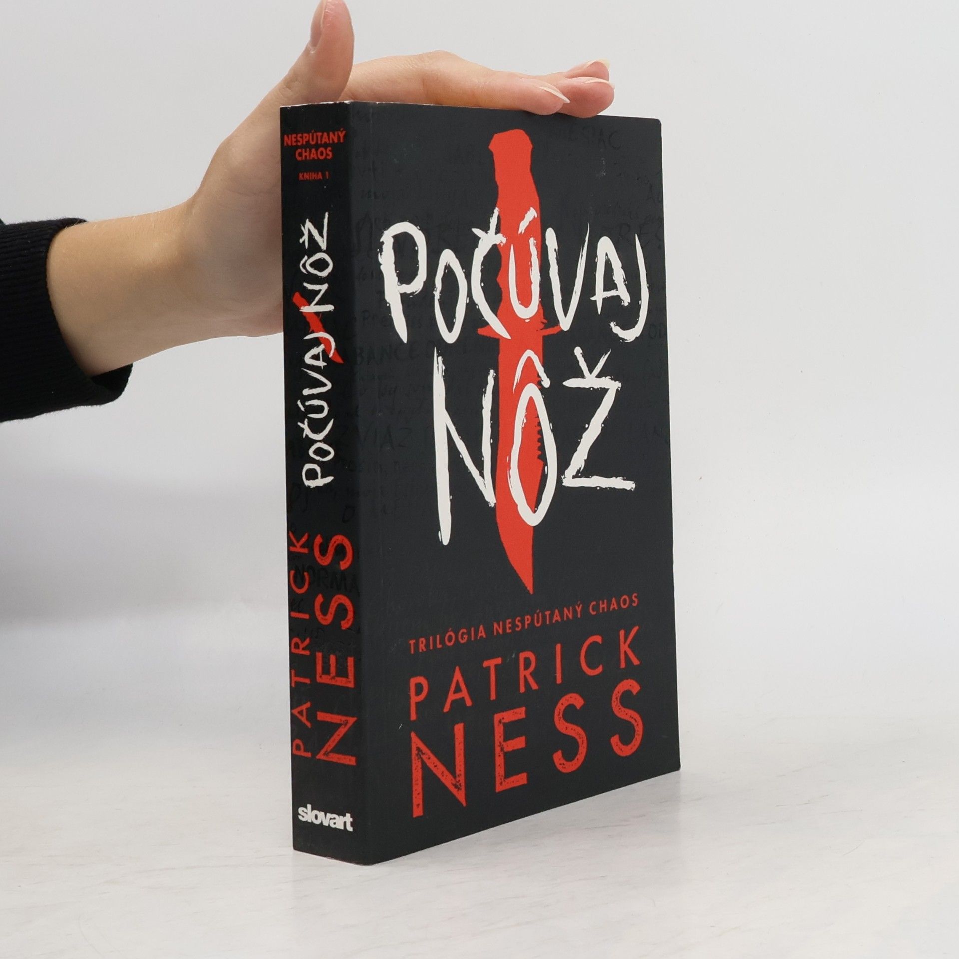 Patrick Ness Počúvaj nôž