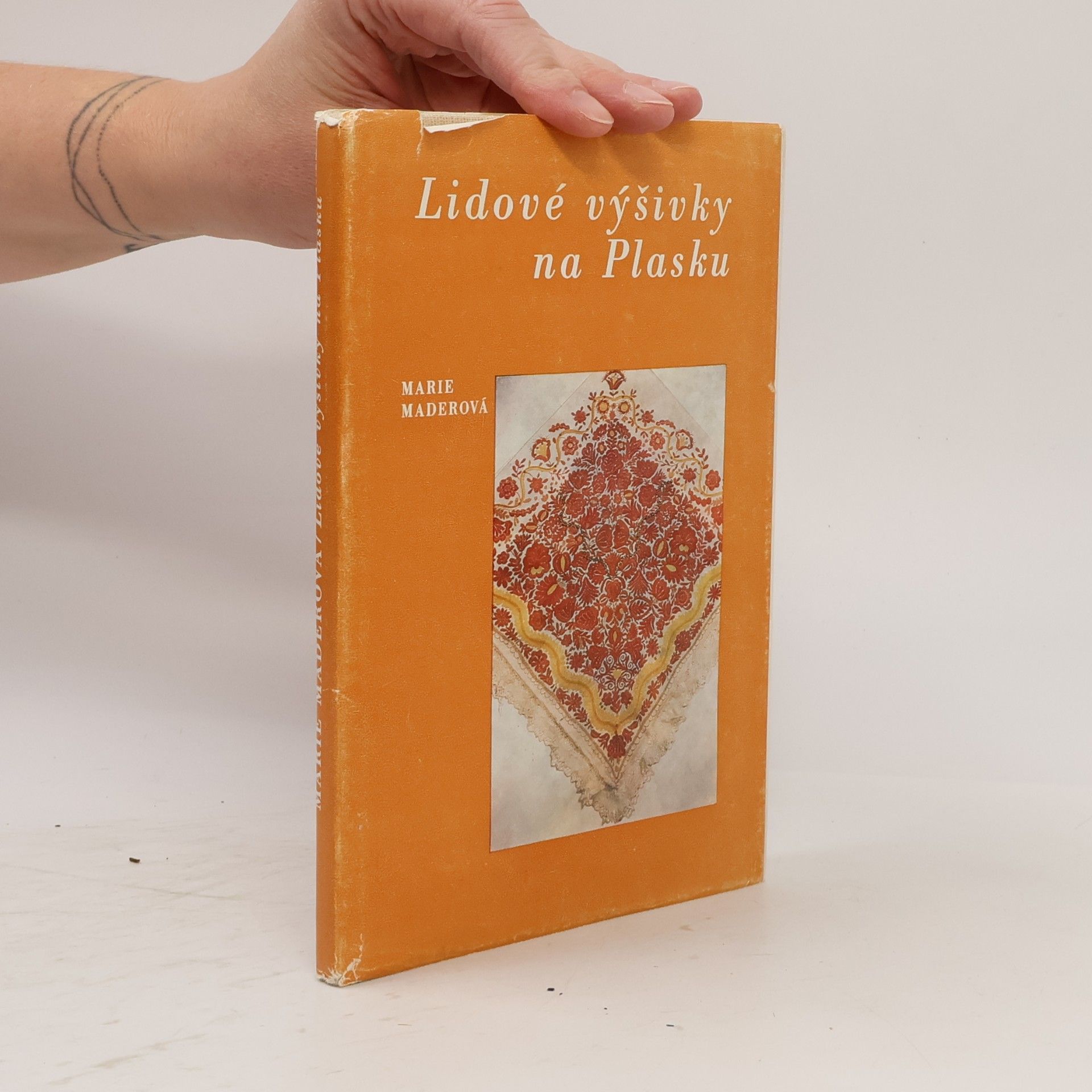 Česko Západočeské muzeum Plzeň Lidové výšivky na Plasku