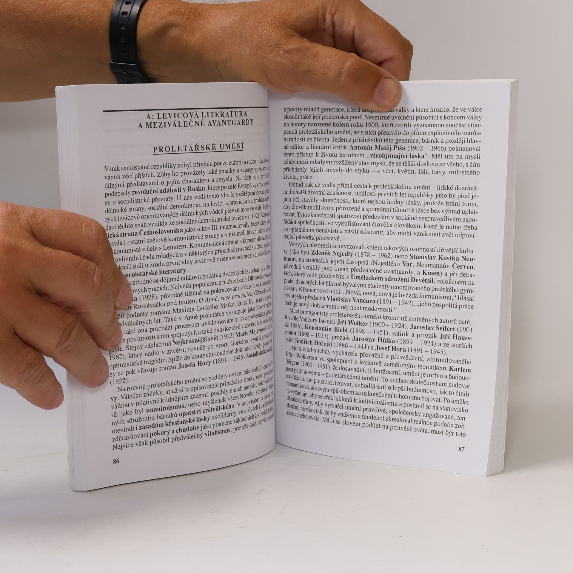 Vladimír Nezkusil Česká a světová literatura pro 3. ročník středních škol