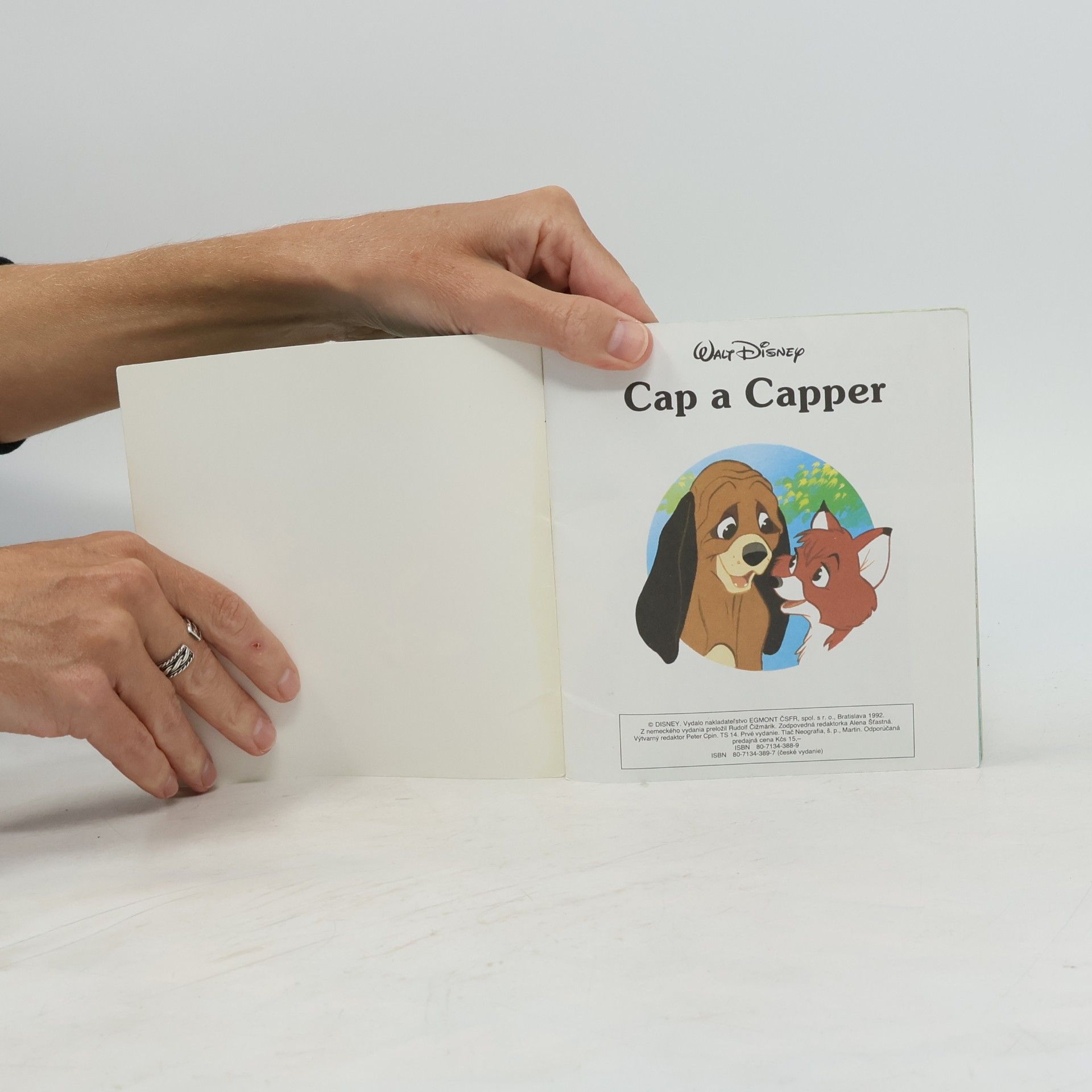 Walt Disney Cap a Capper