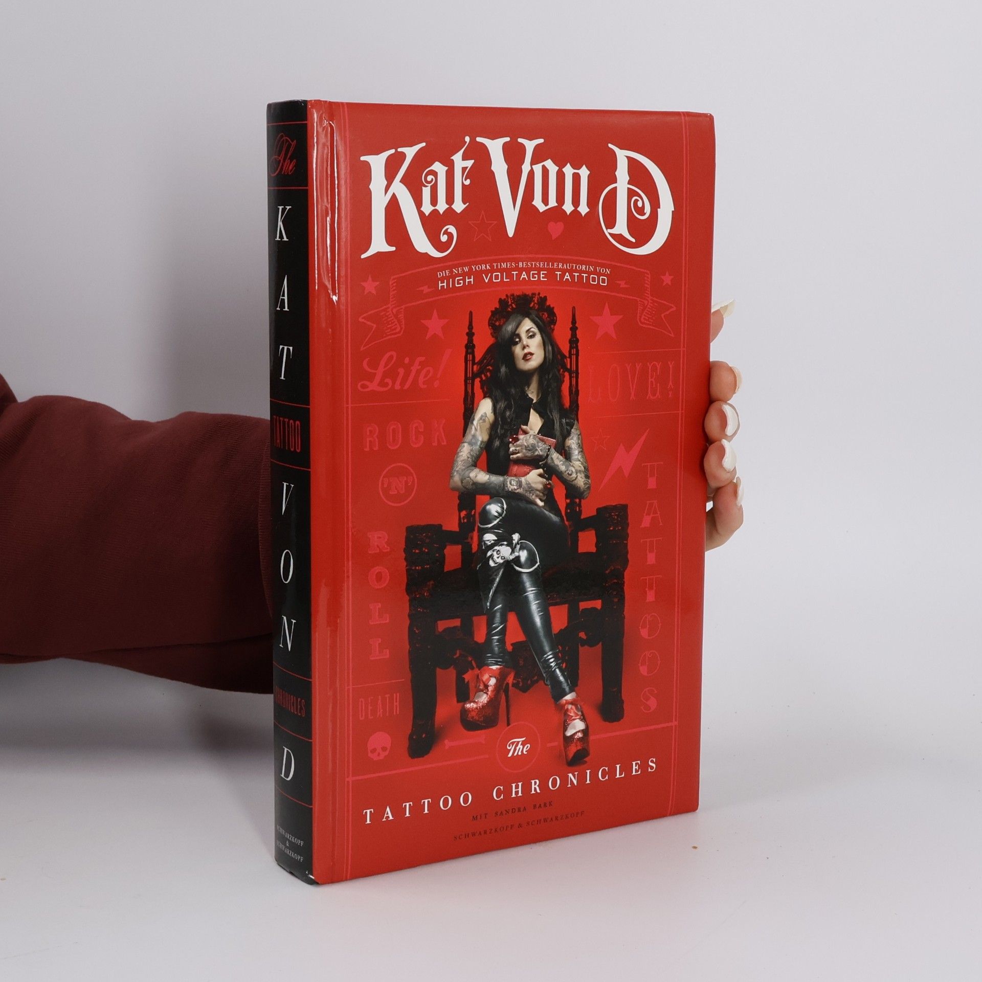 Kat Von D The tattoo chronicles