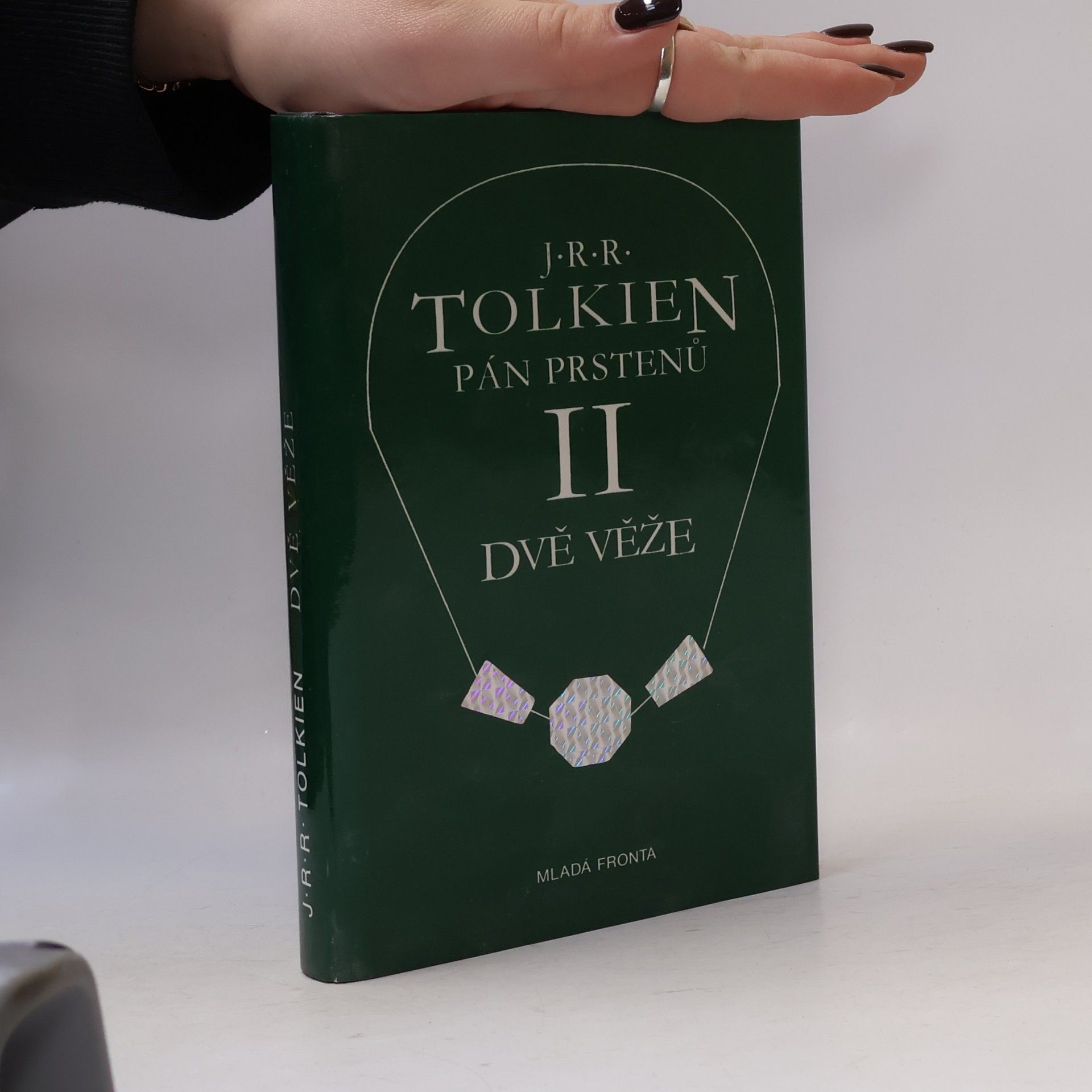 John Ronald Reuel Tolkien Pán prstenů II. Dvě věže