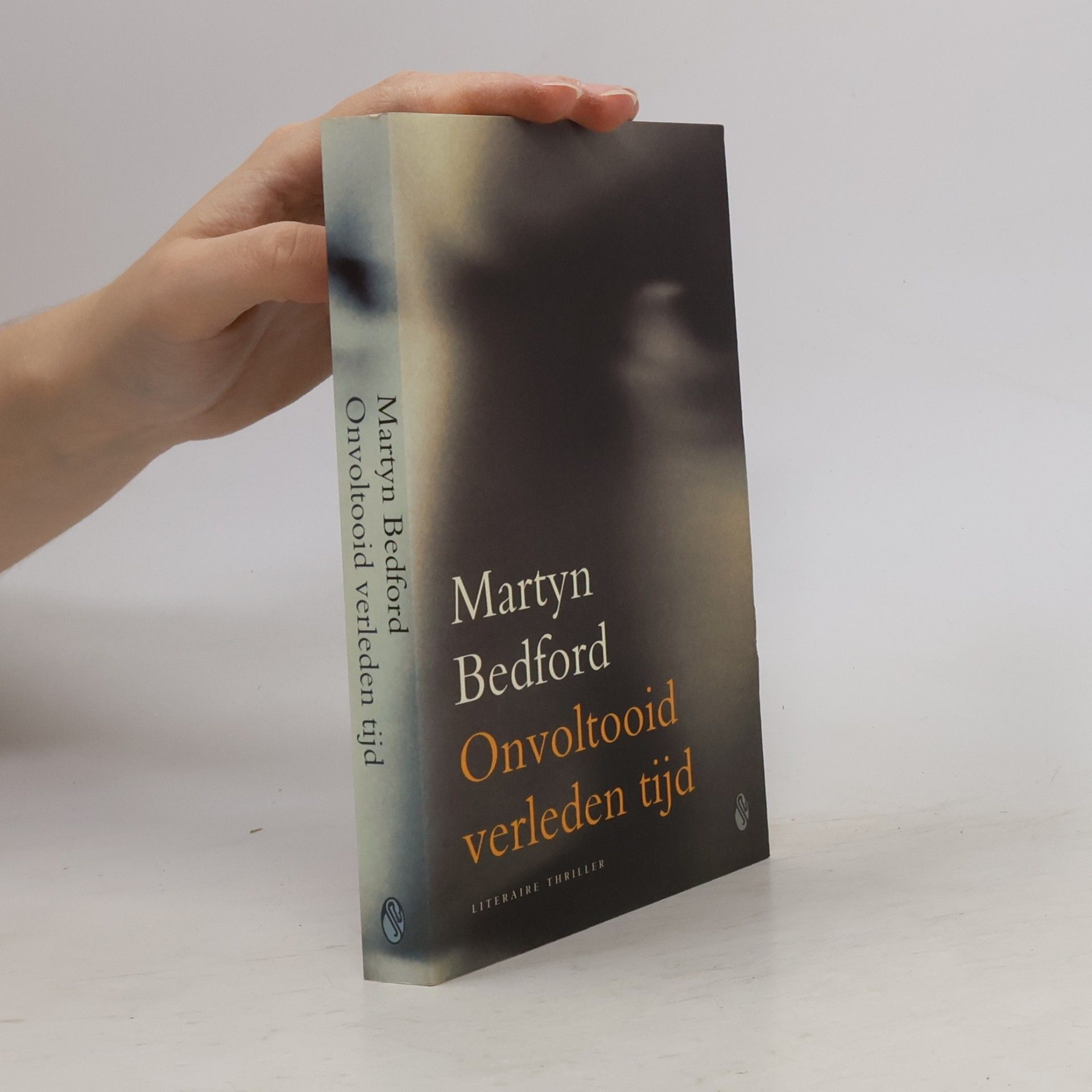 Martyn Bedford Flamingo Noire: Onvoltooid verleden tijd