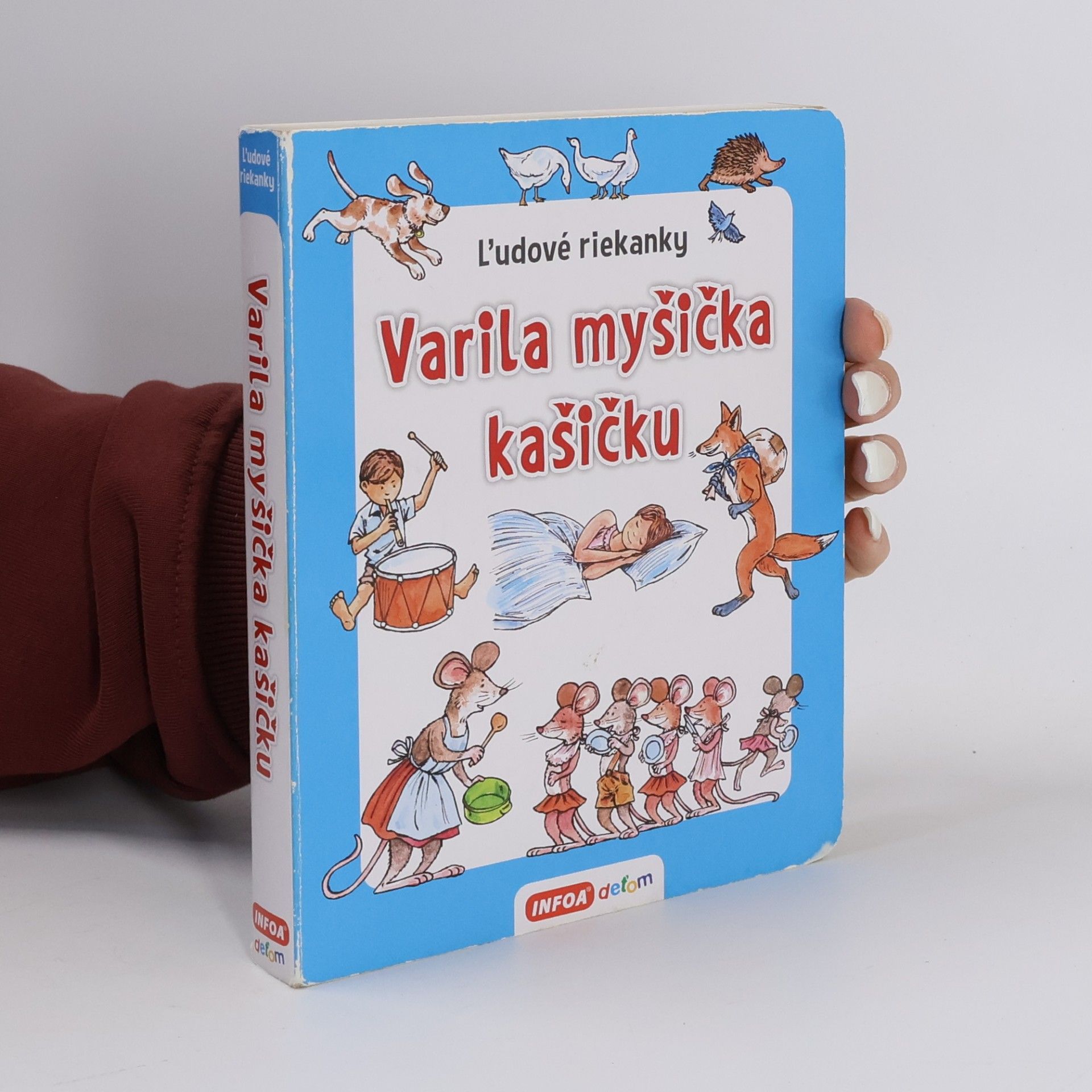 Autorenkollektiv Varila myšička kašičku
