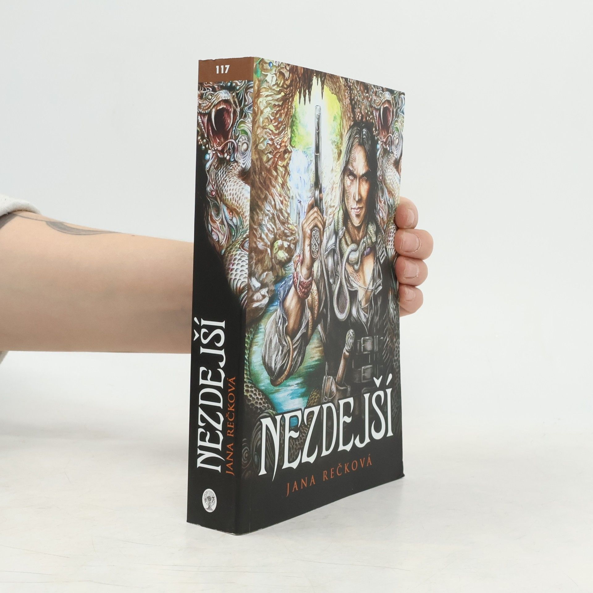 Nezdejší