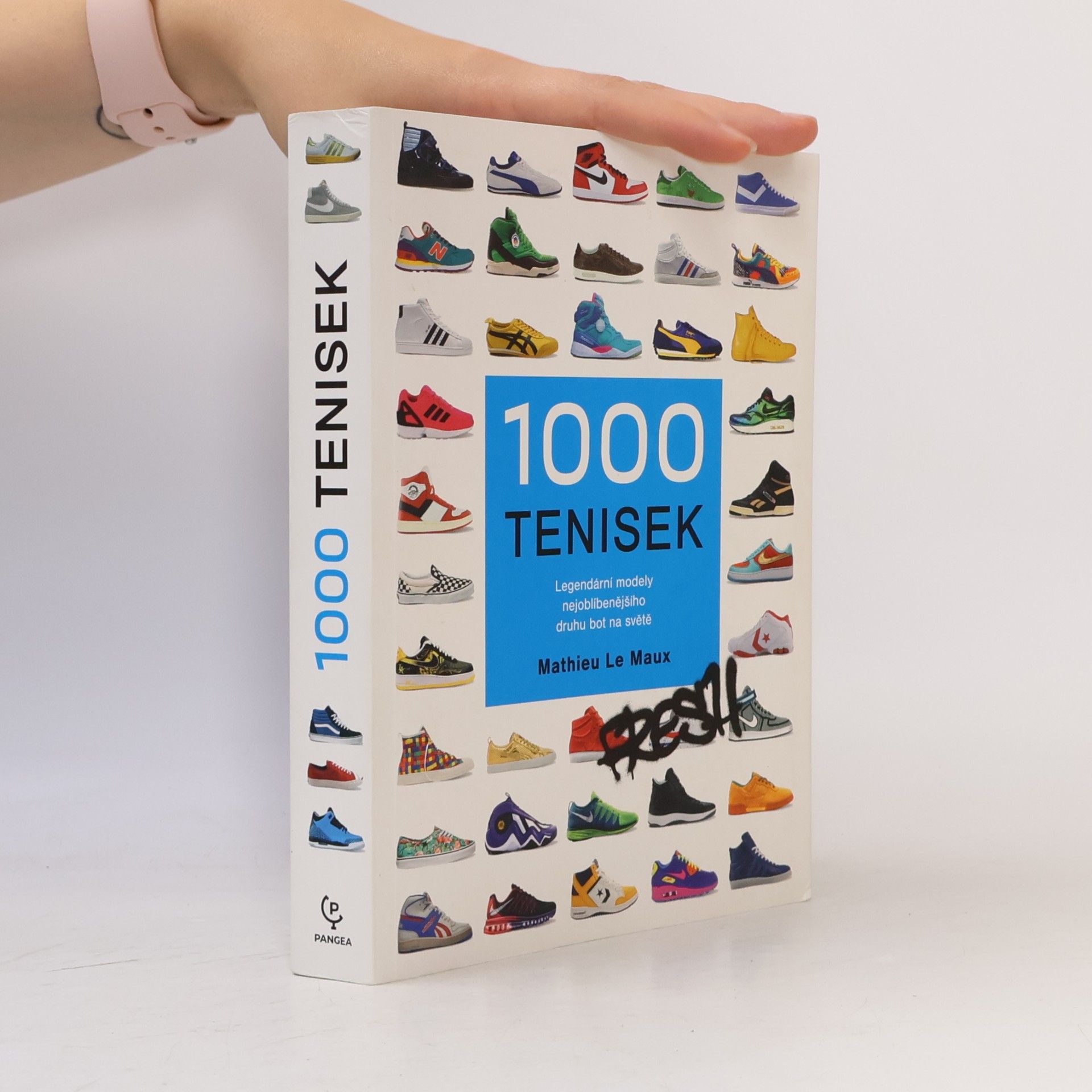 Mathieu Le Maux 1000 tenisek : legendární modely nejoblíbenějšího druhu bot na světě