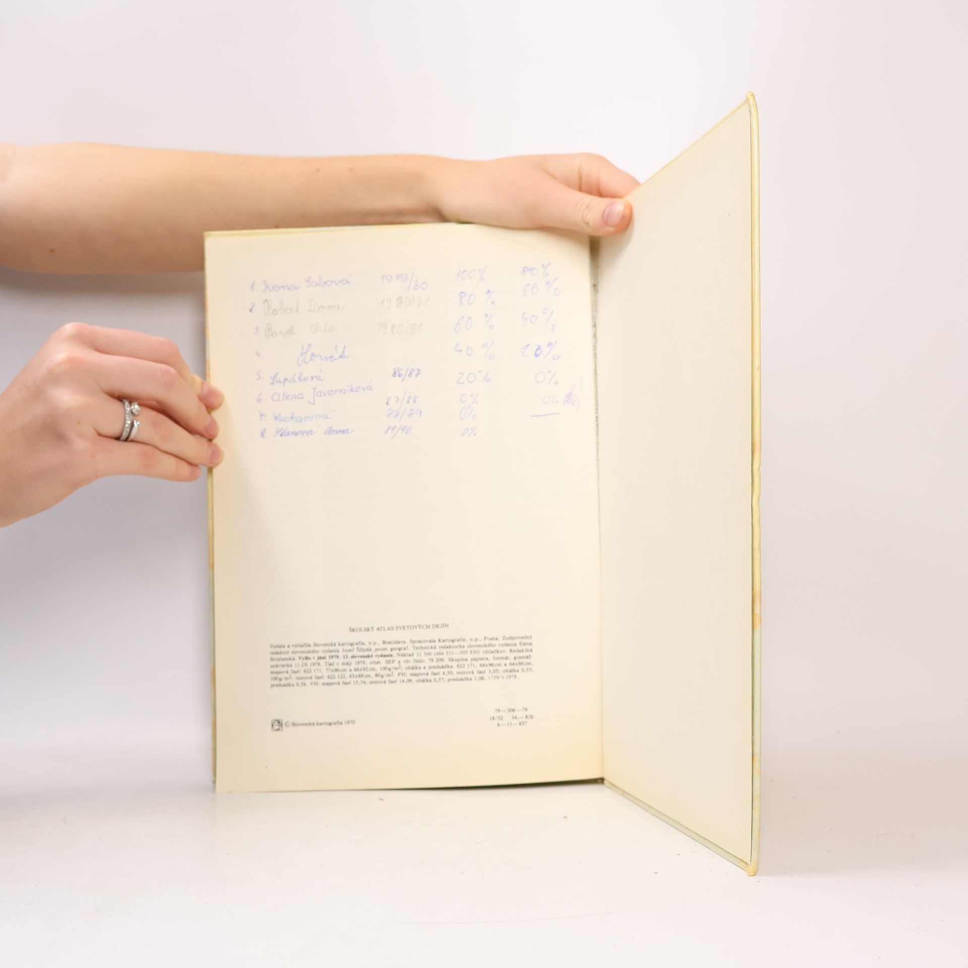Autorenkollektiv Školský atlas svetových dejín
