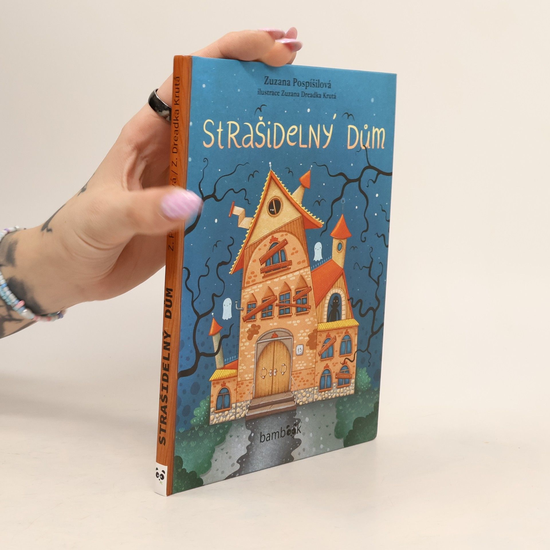 Zuzana Pospíšilová Strašidelný dům