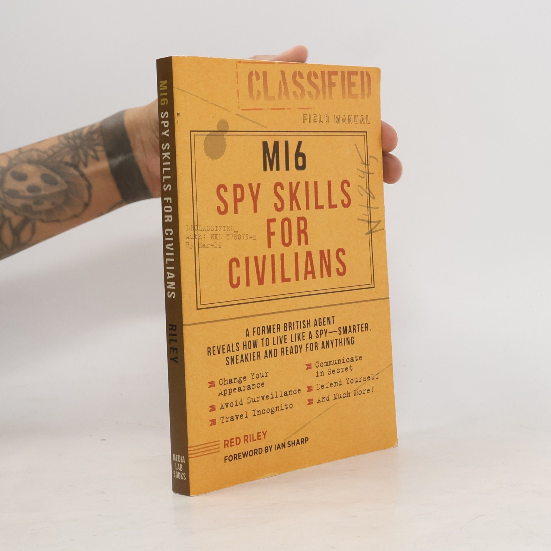 RED RILEY MI6 SPY SKILLS FOR CIVILIANS