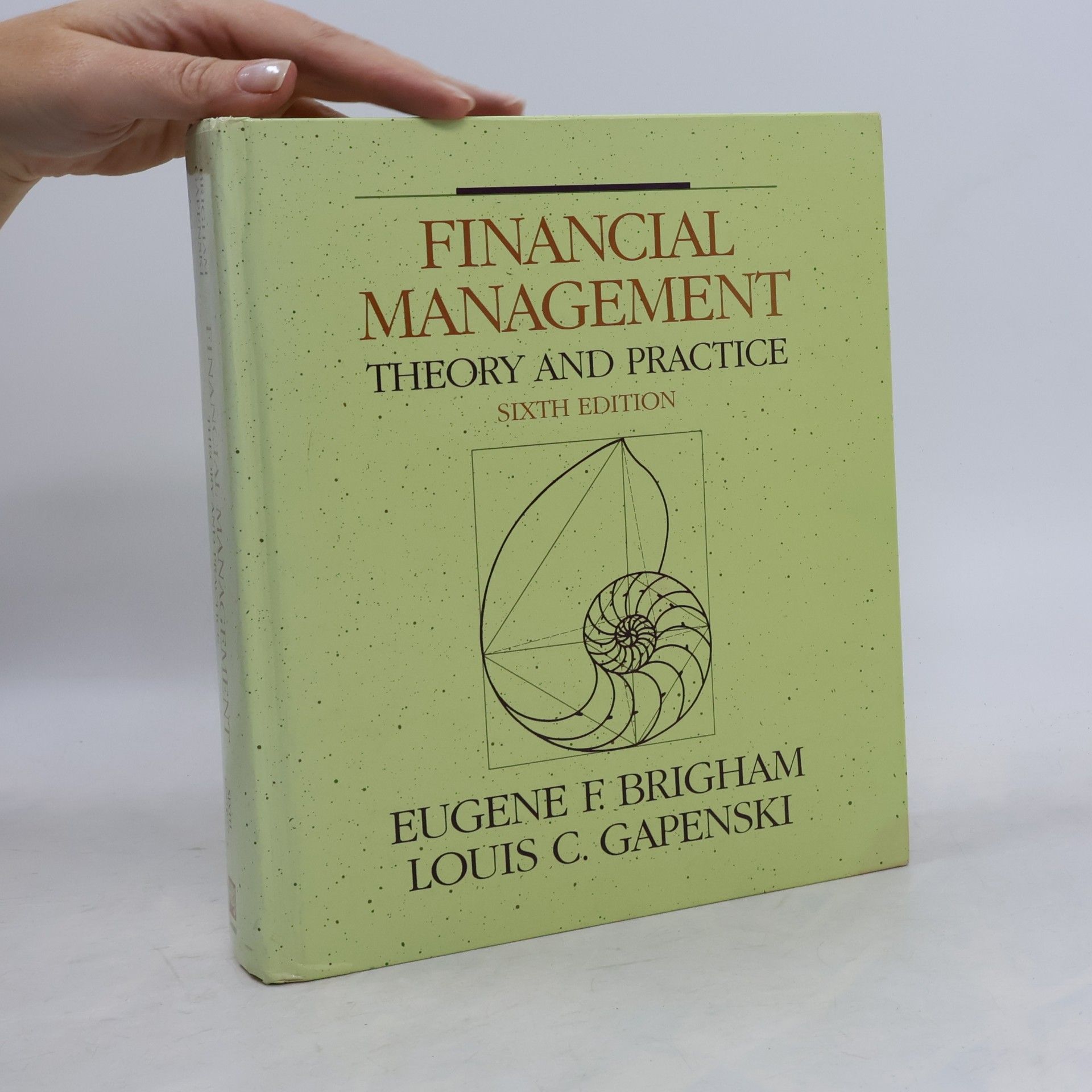 Eugene F. Brigham Financial management